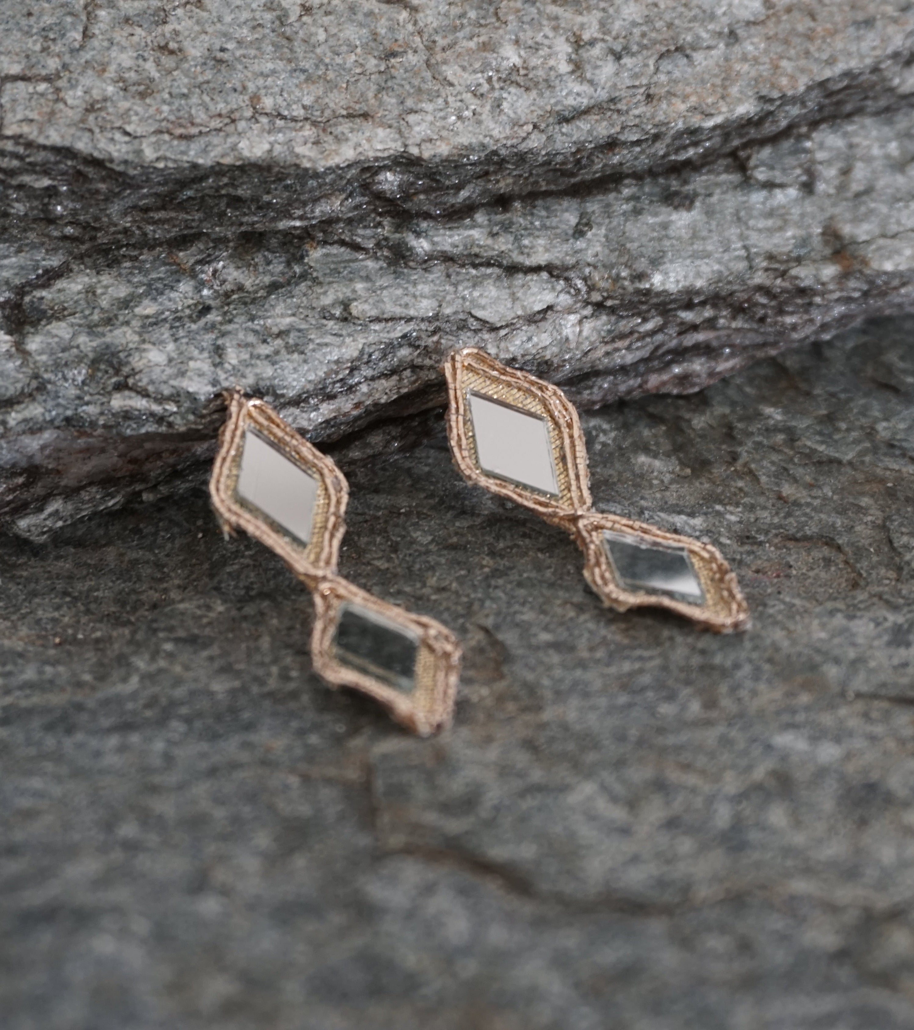 Orecchini DELHI - mini rombo doppio