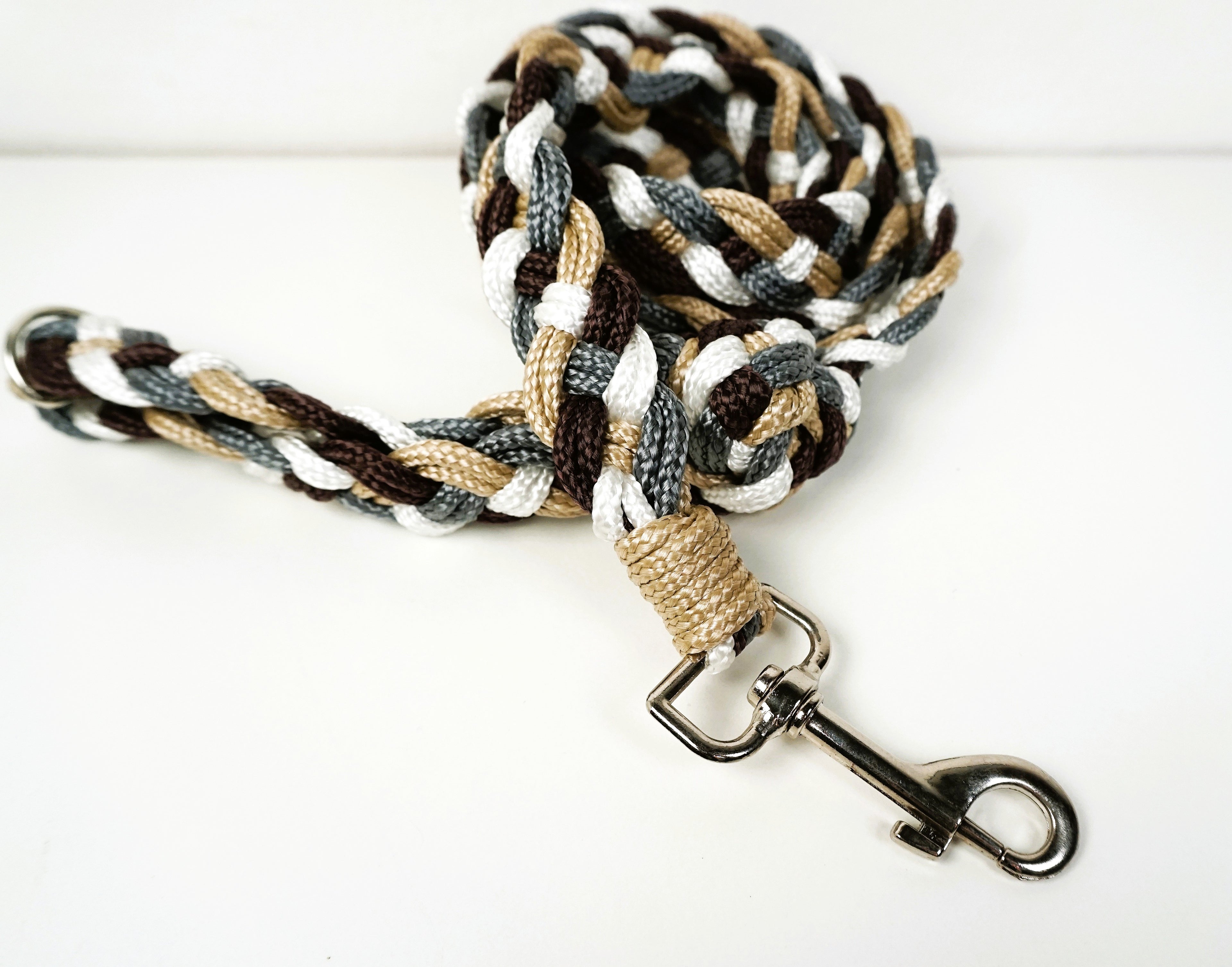 Guinzaglio per amici a 4 zampe taglia medio/grande - bianco, beige, marrone e grigio