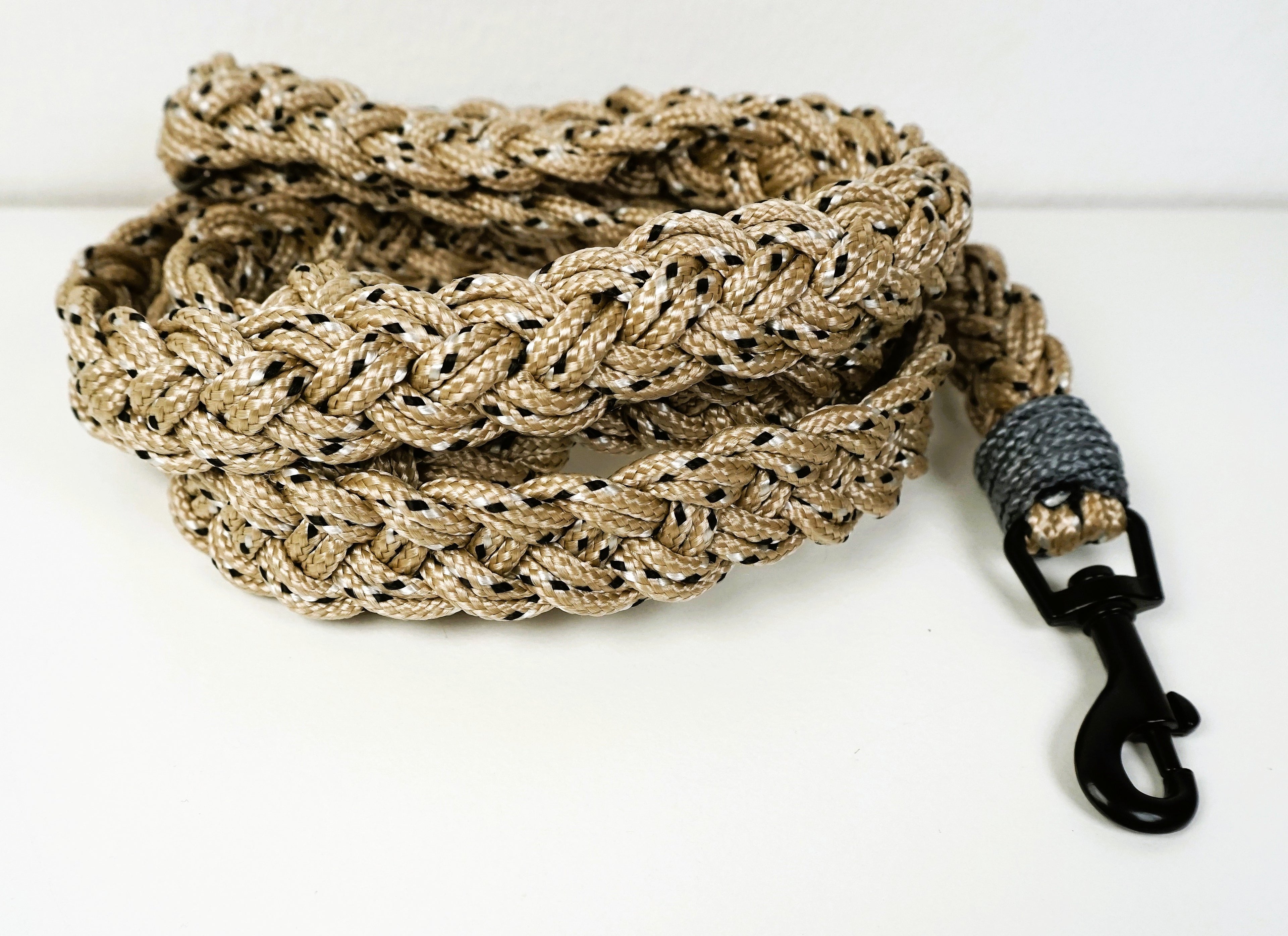 Guinzaglio per amici a 4 zampe taglia medio/grande - beige e nero variegato