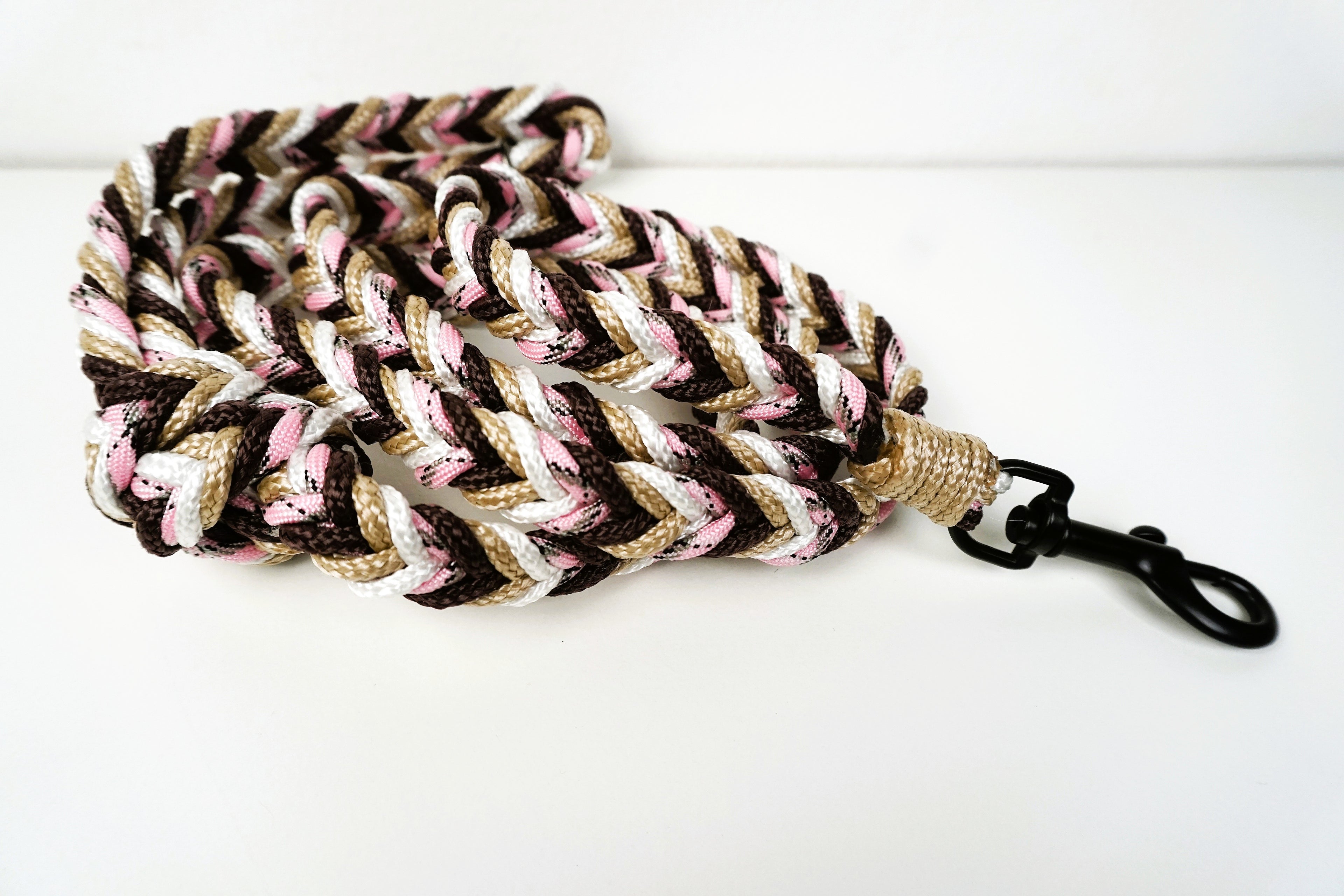 Guinzaglio per amici a 4 zampe taglia medio/grande - rosa, bianco, beige e marrone