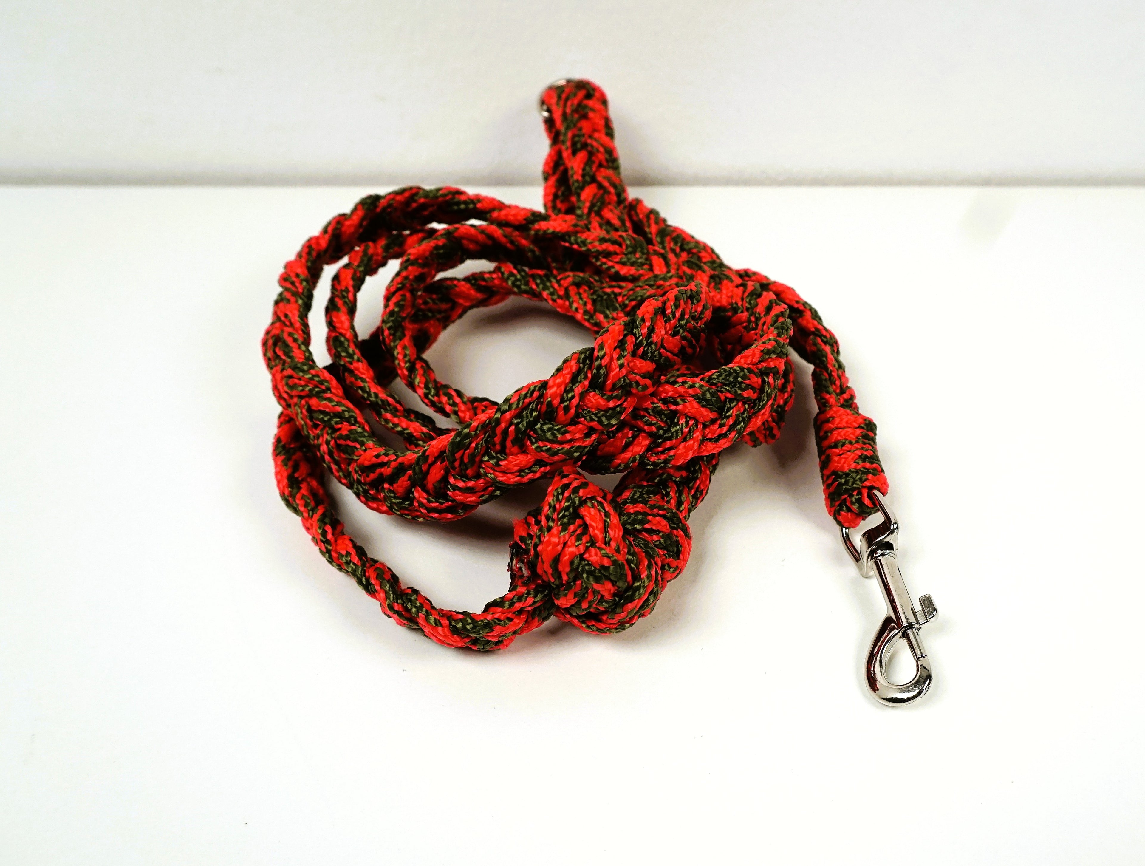 Guinzaglio per amici a 4 zampe taglia medio/piccola - rosso e verde