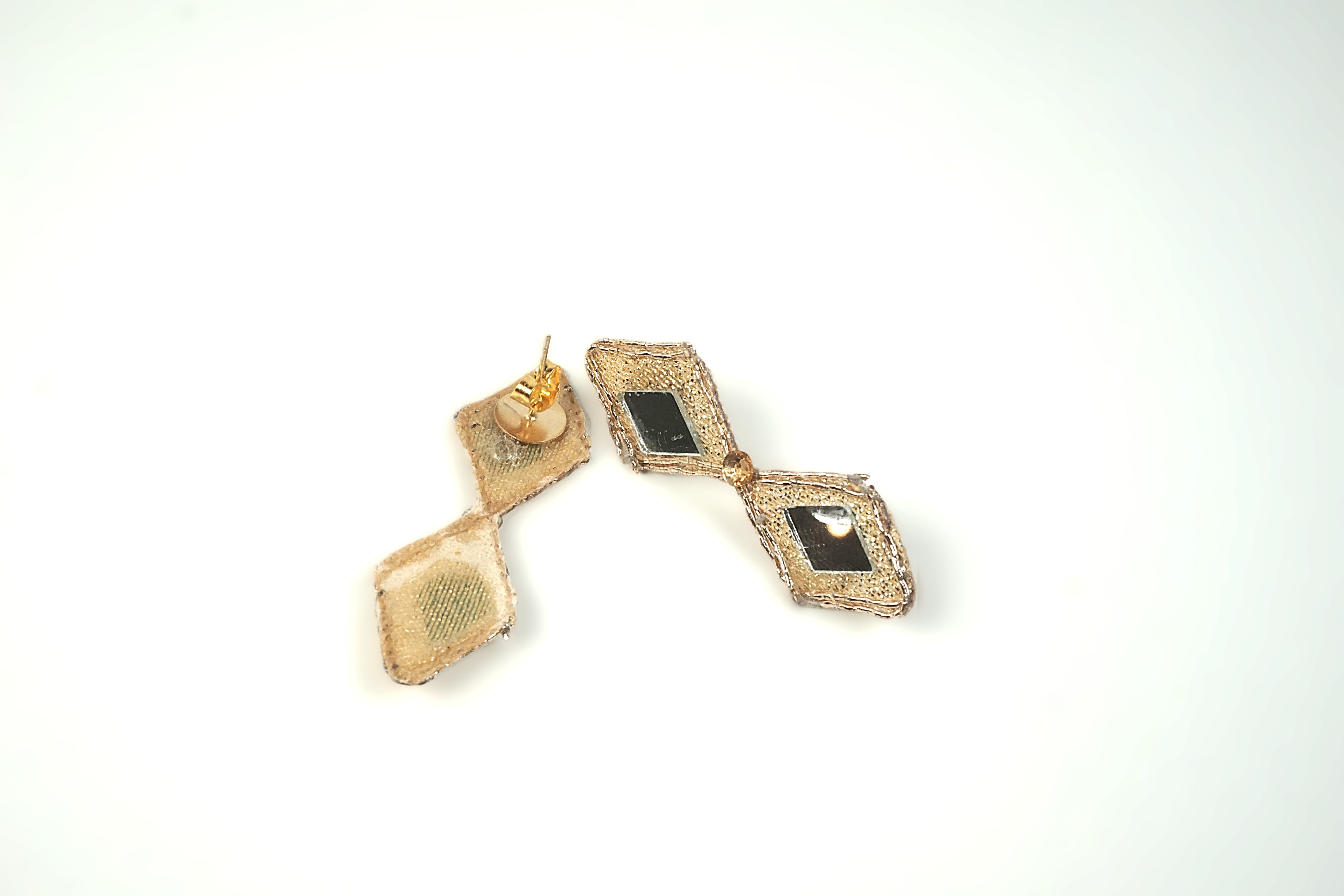 Orecchini DELHI - rombo doppio e strass oro