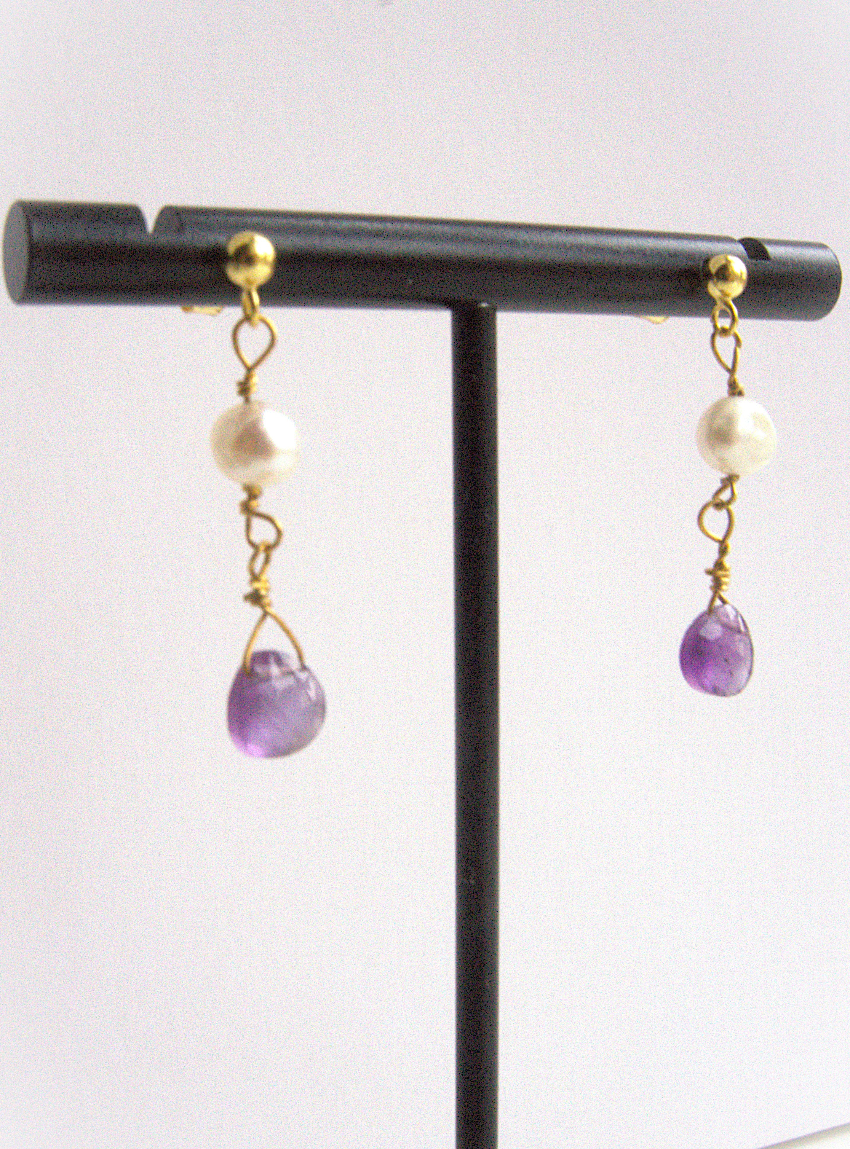 Orecchini pendenti con perle e pietre a goccia - ametista scura