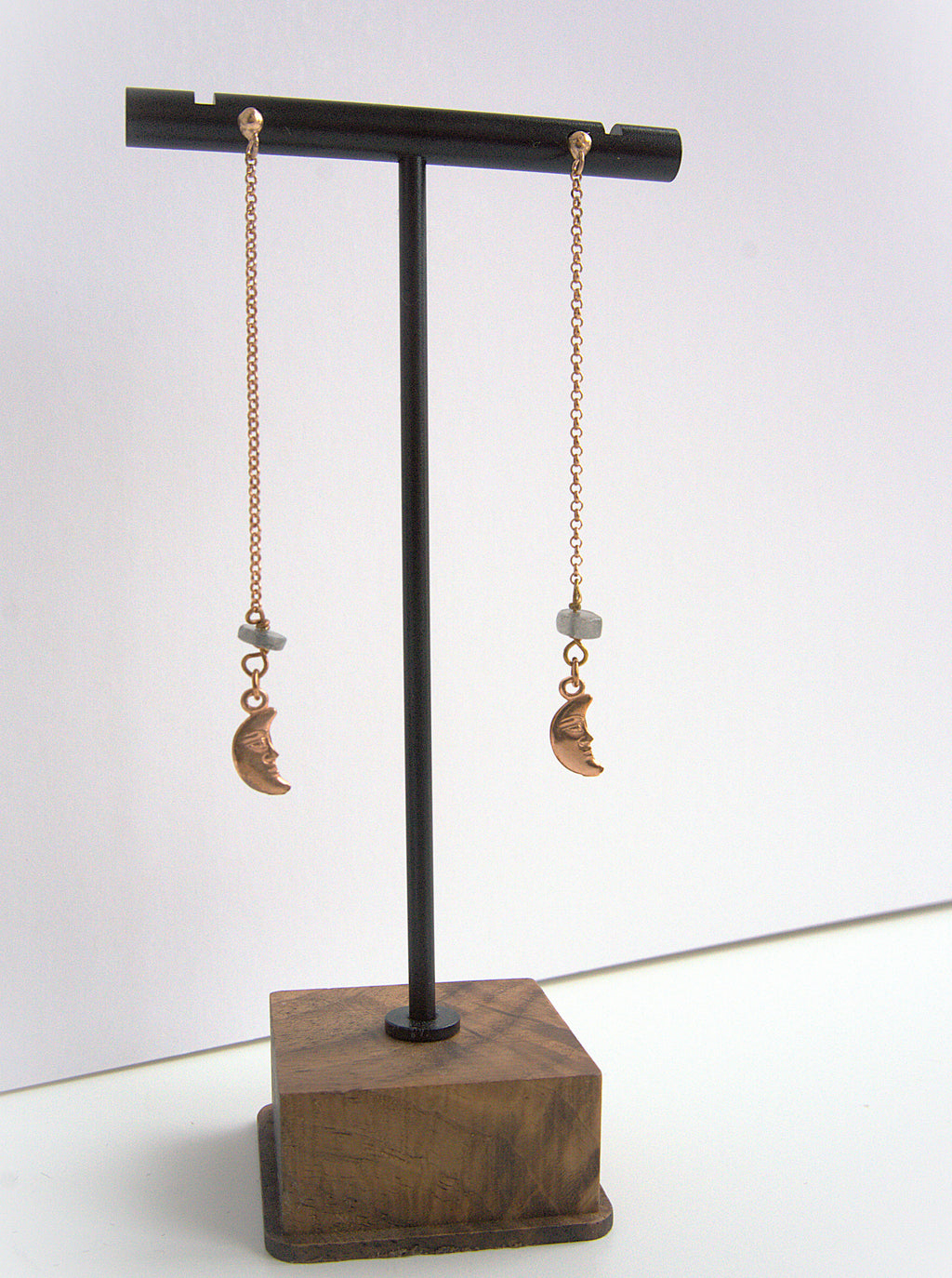 Orecchini lunghi - labradorite e luna