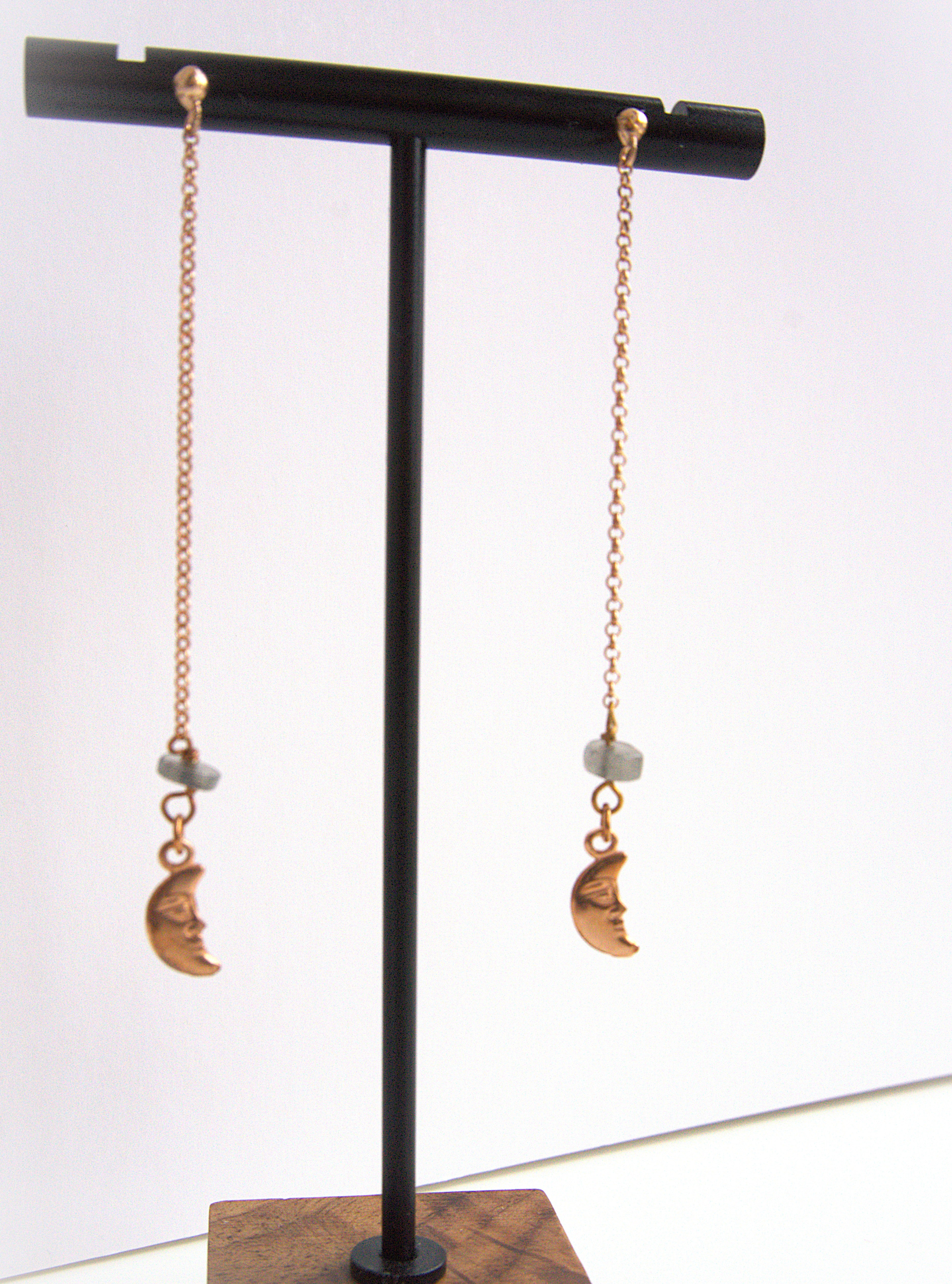 Orecchini lunghi - labradorite e luna