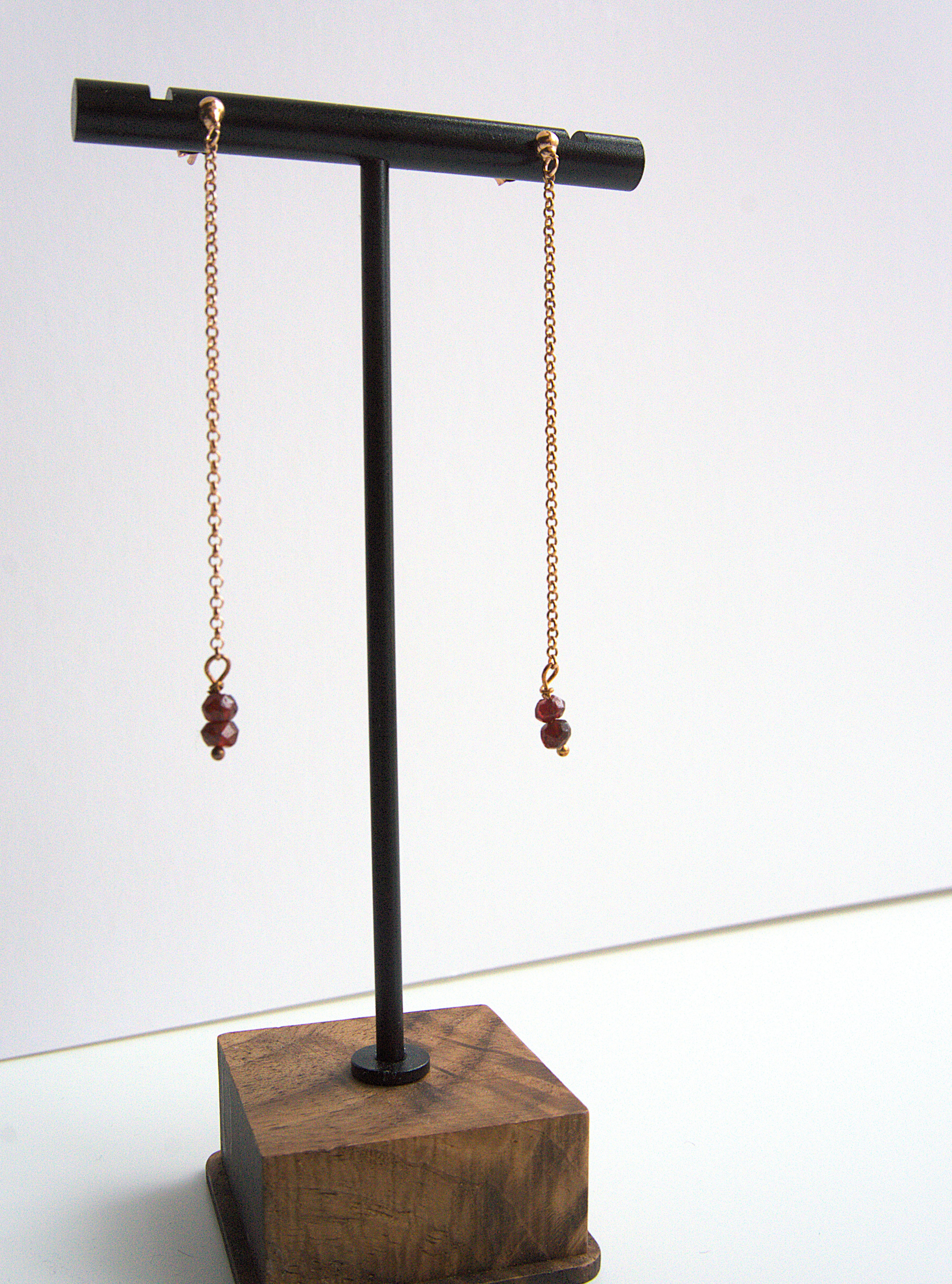 Orecchini lunghi - granato