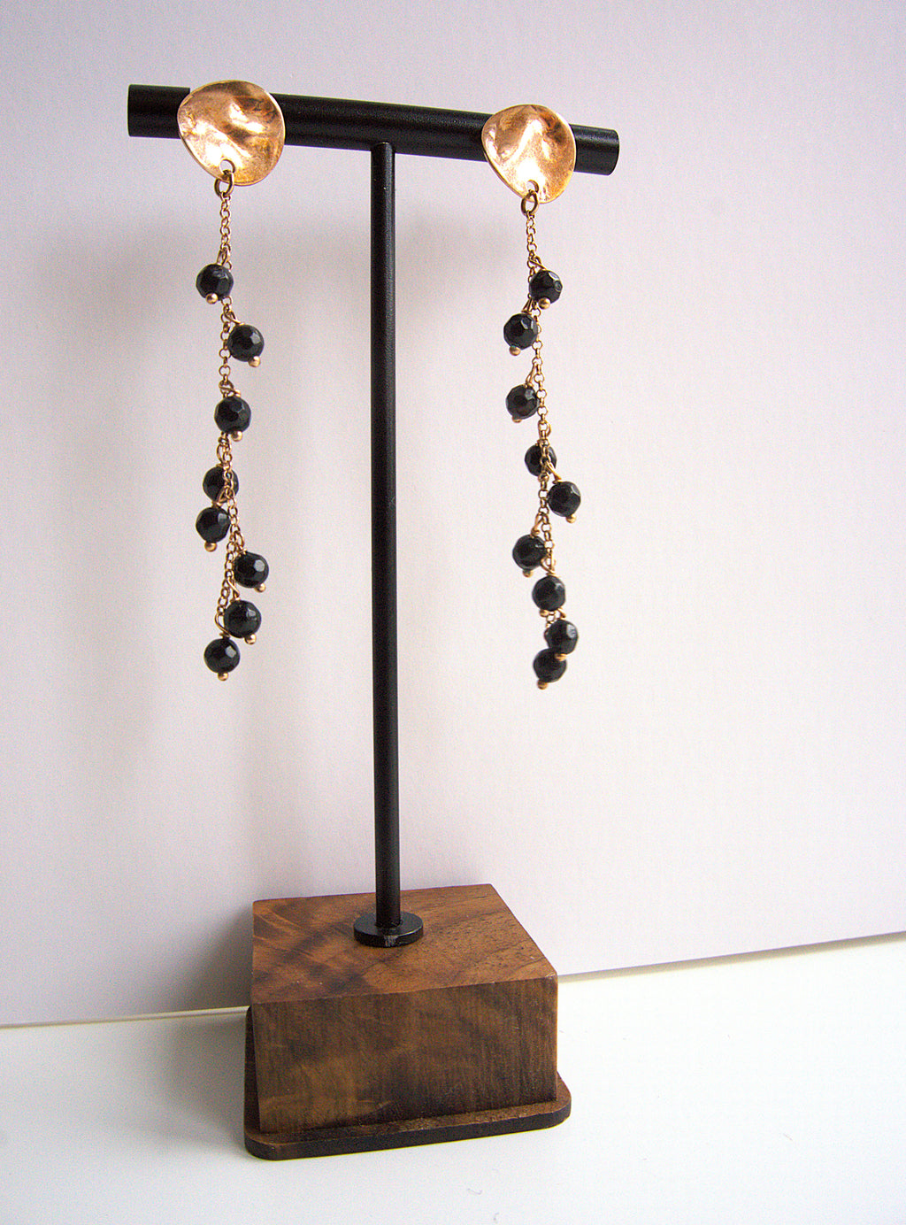 Orecchini pendenti ciondolini in agata nera