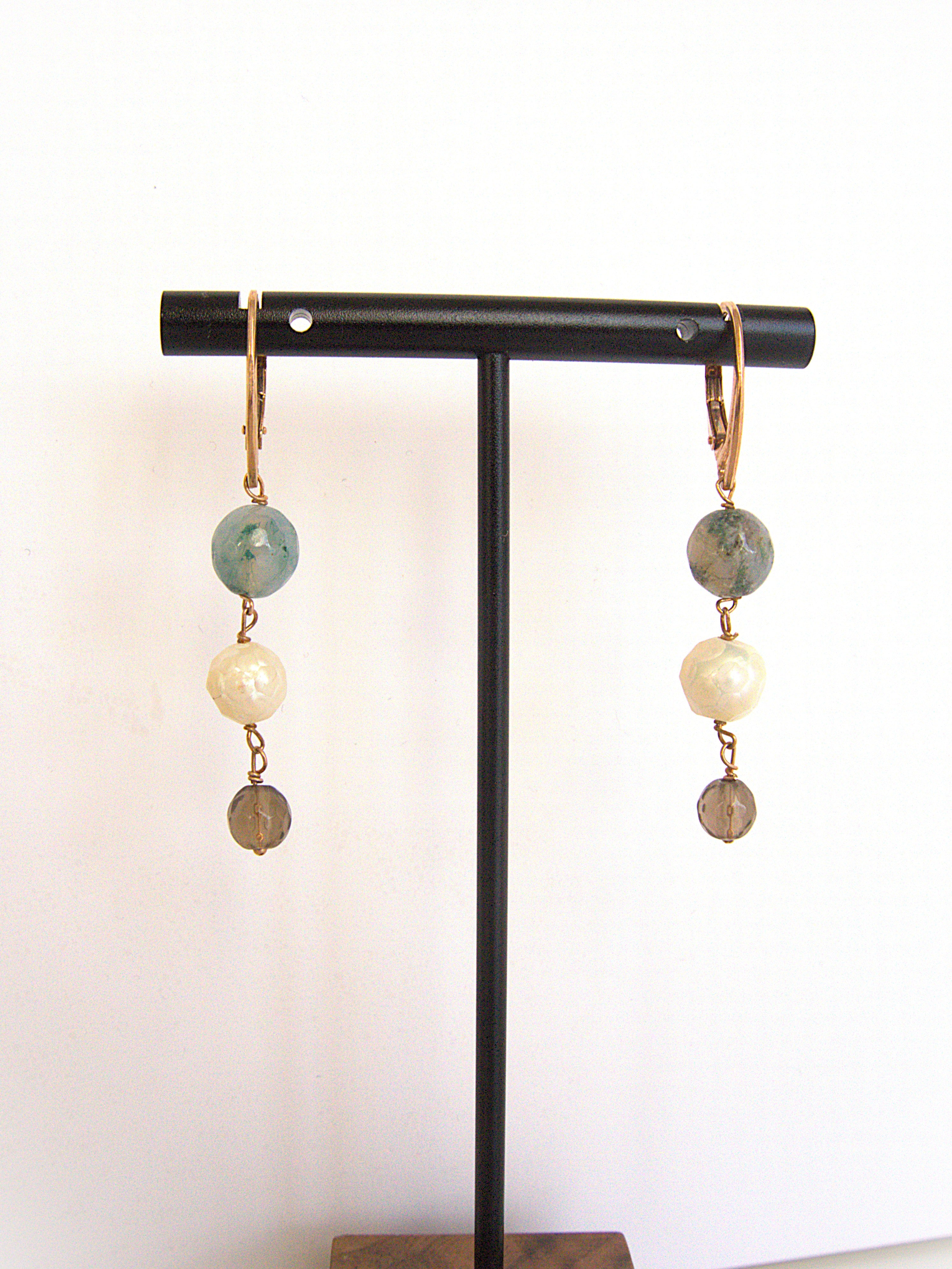 Orecchini rosario - avventurina, perla di fiume e quarzo fumè