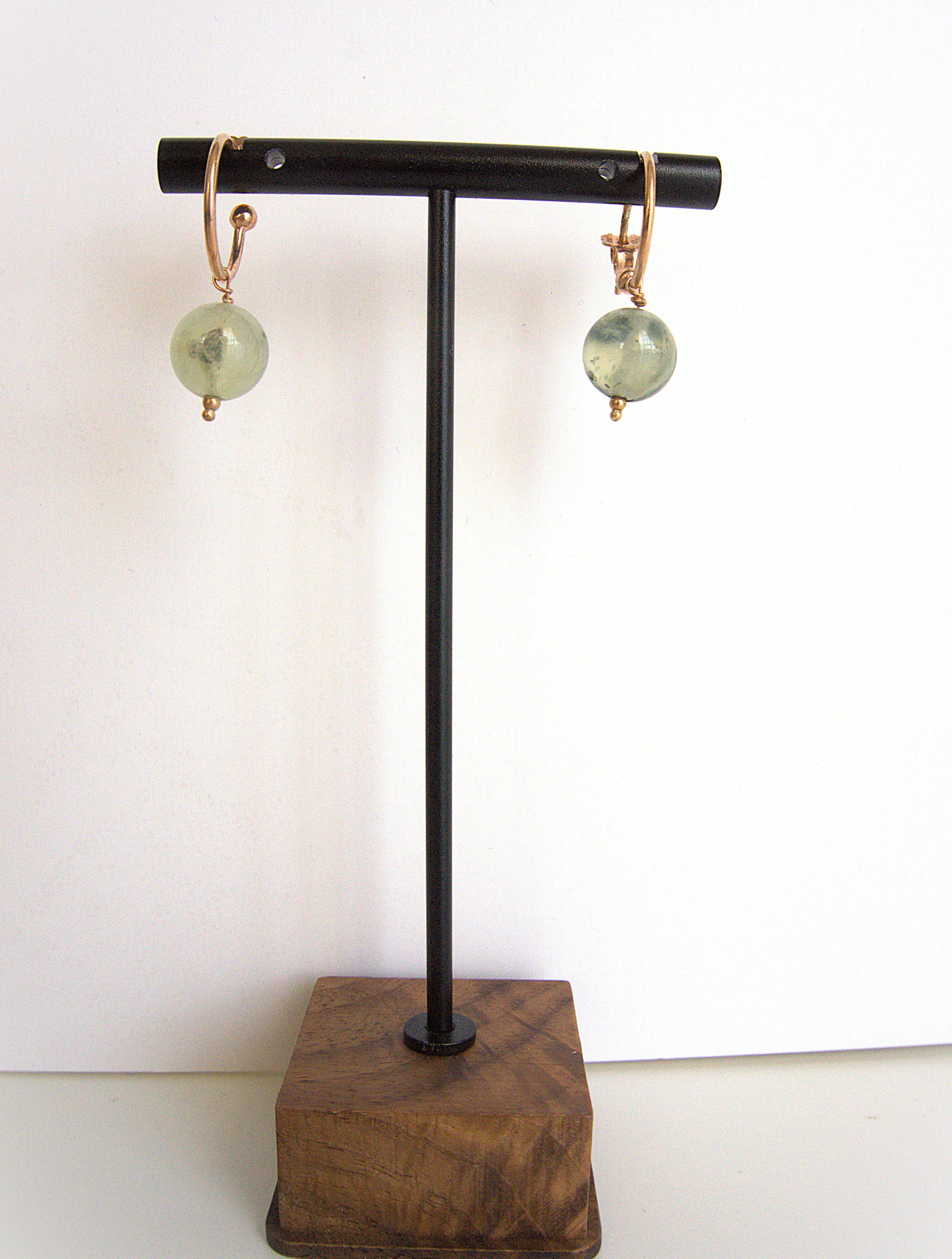 Orecchini cerchietto una pietra - prenite