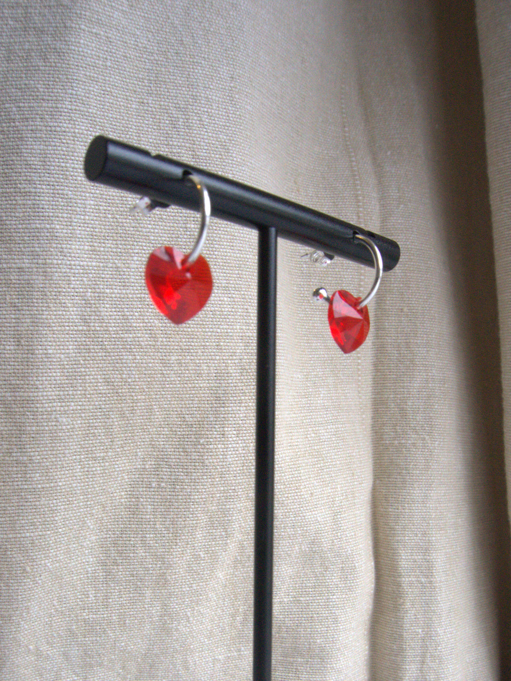 Orecchini cuore di Swarovski Crystal cerchio piccolo - argento bianco
