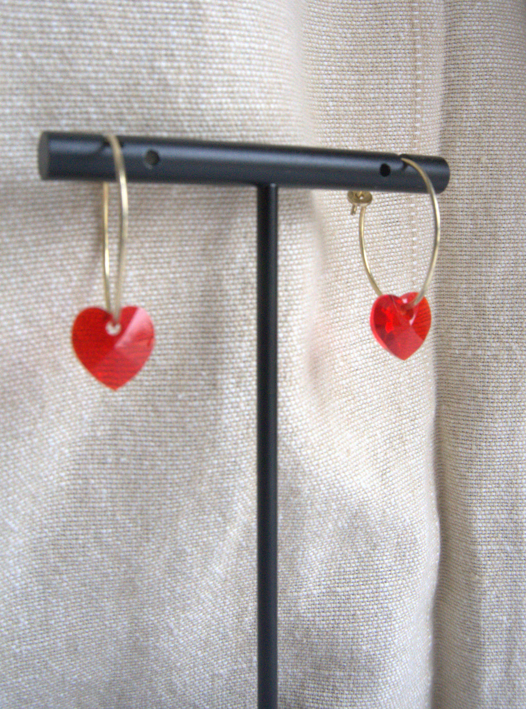 Orecchini cuore di Swarovski Crystal cerchio grande - oro giallo