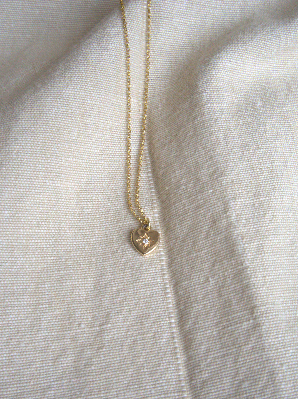 Collana con cuore e zircone trasparente - oro giallo