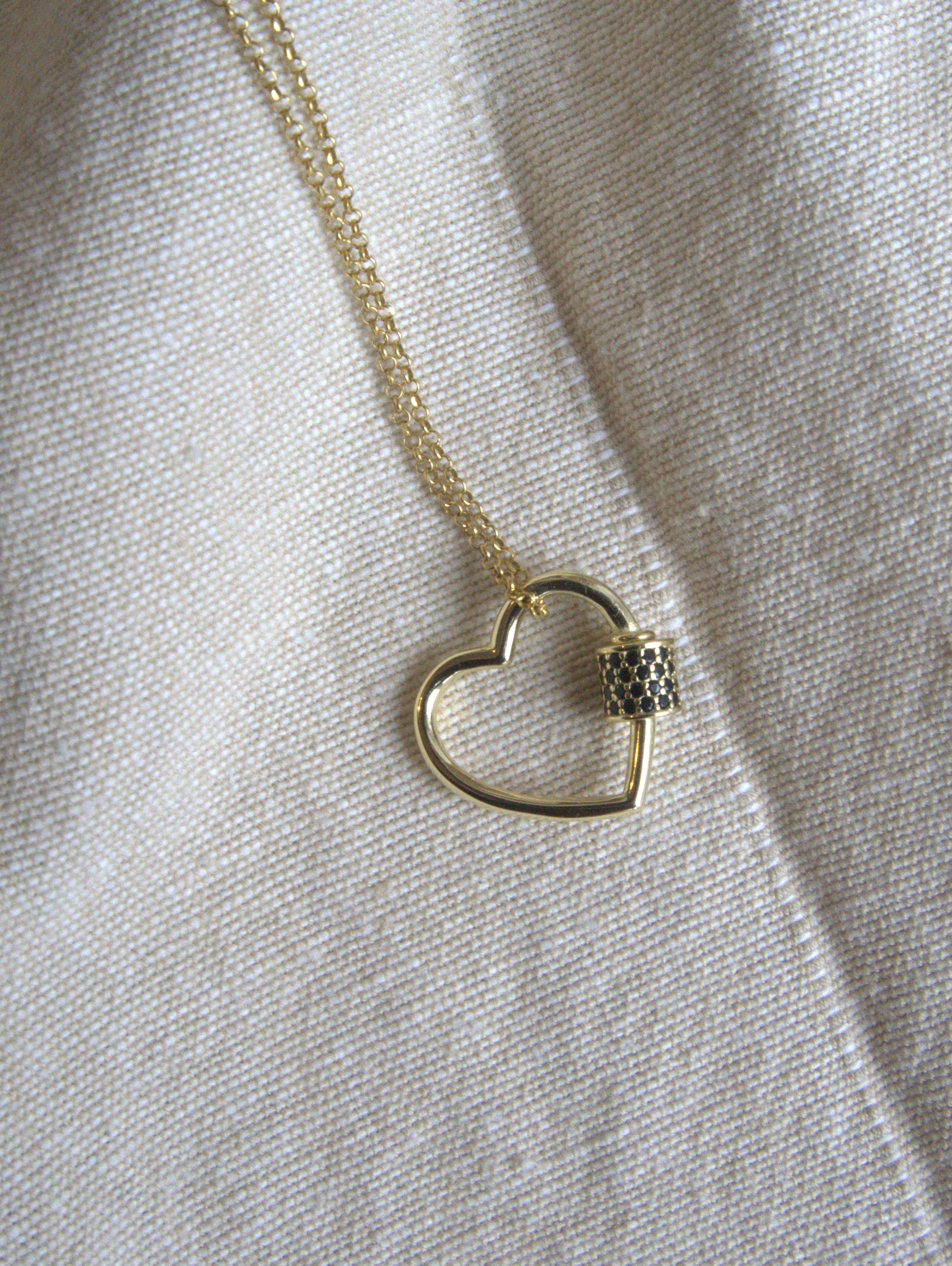 Collana con maxi cuore e zirconi neri - oro giallo