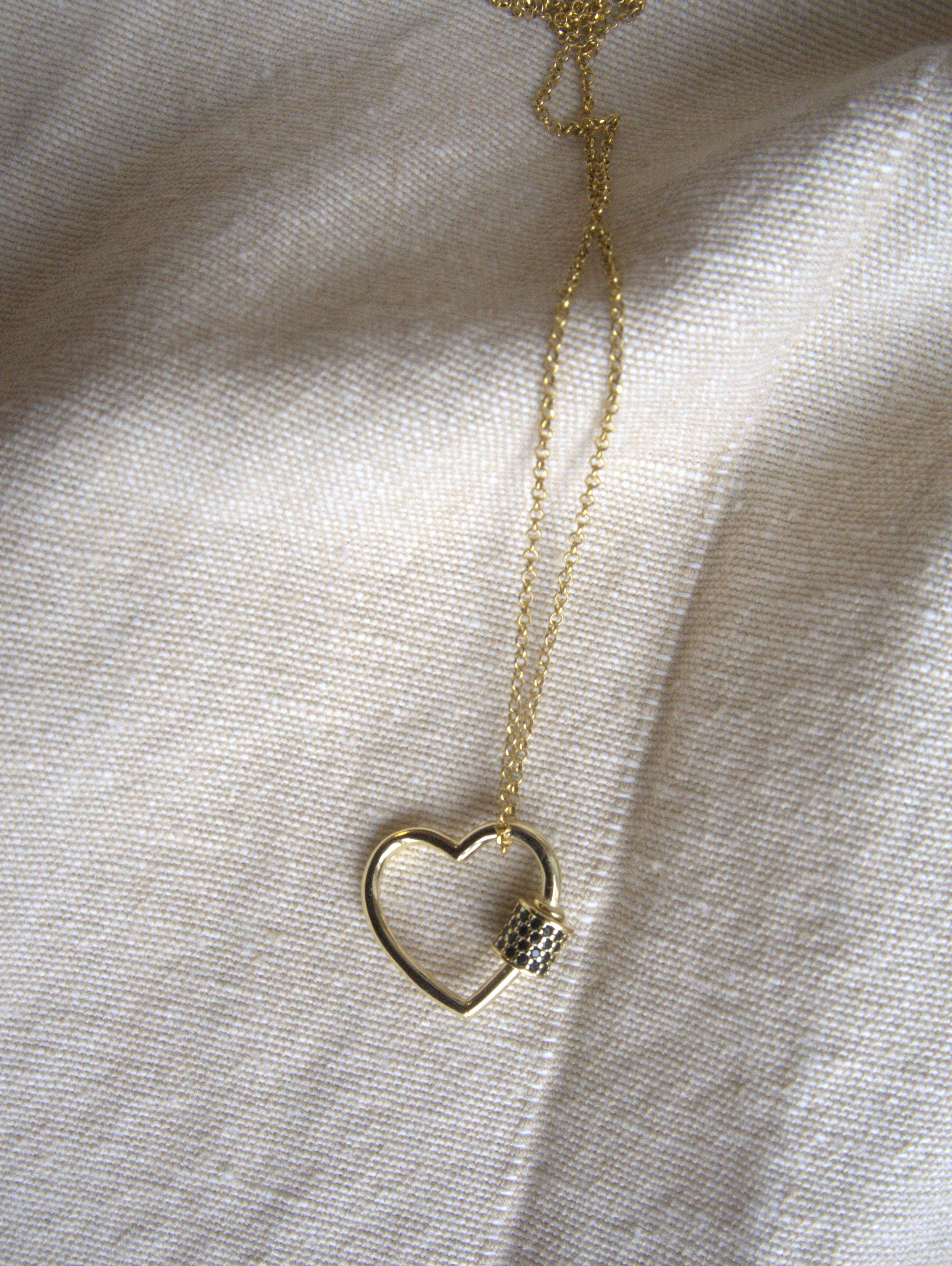 Collana con maxi cuore e zirconi neri - oro giallo