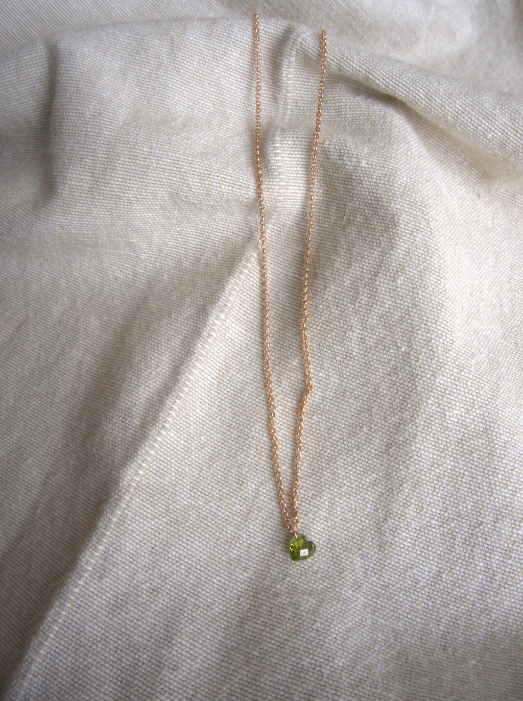 Collana con cuore di zircone verde- oro rosa