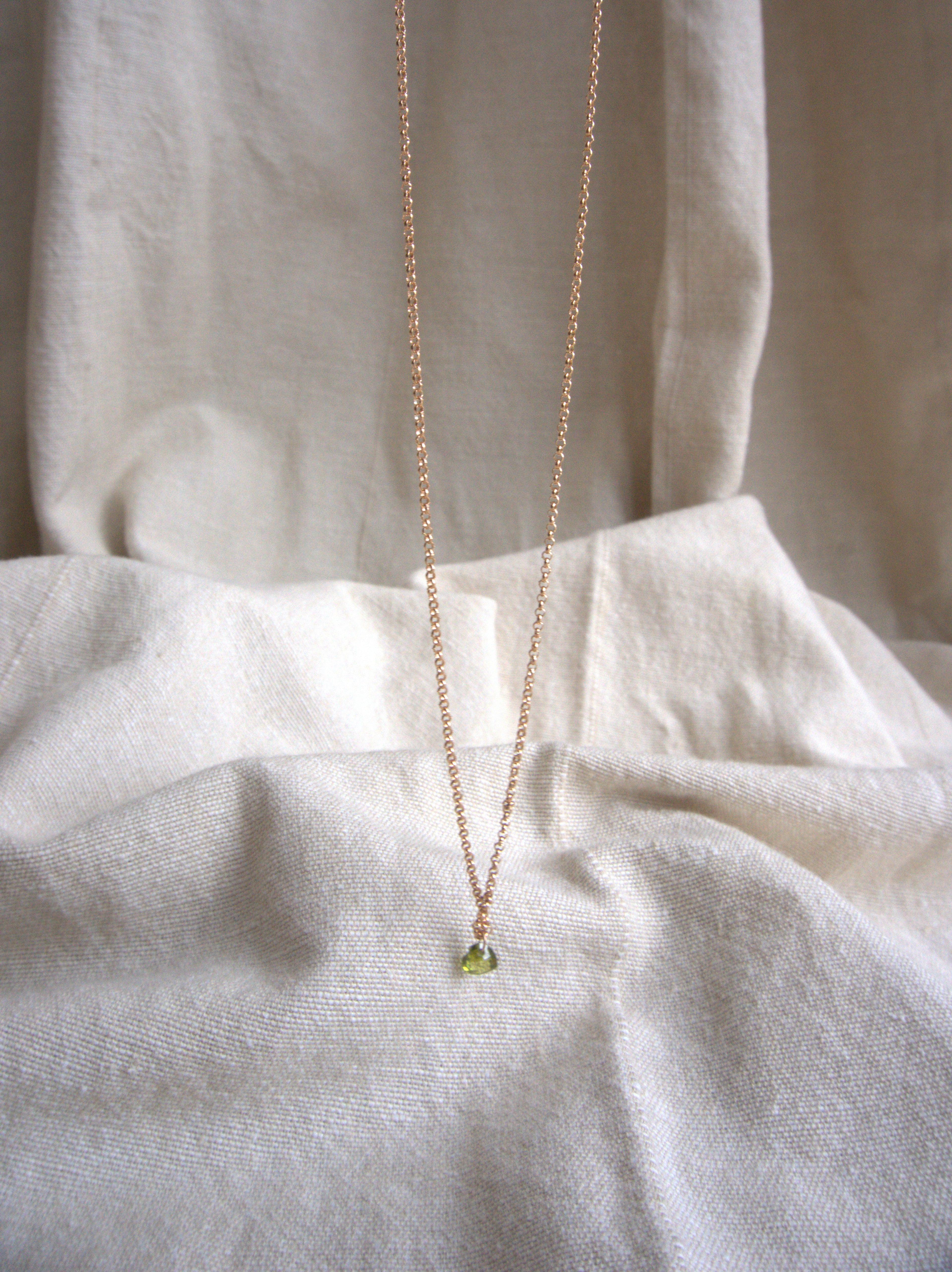 Collana con cuore di zircone verde- oro rosa