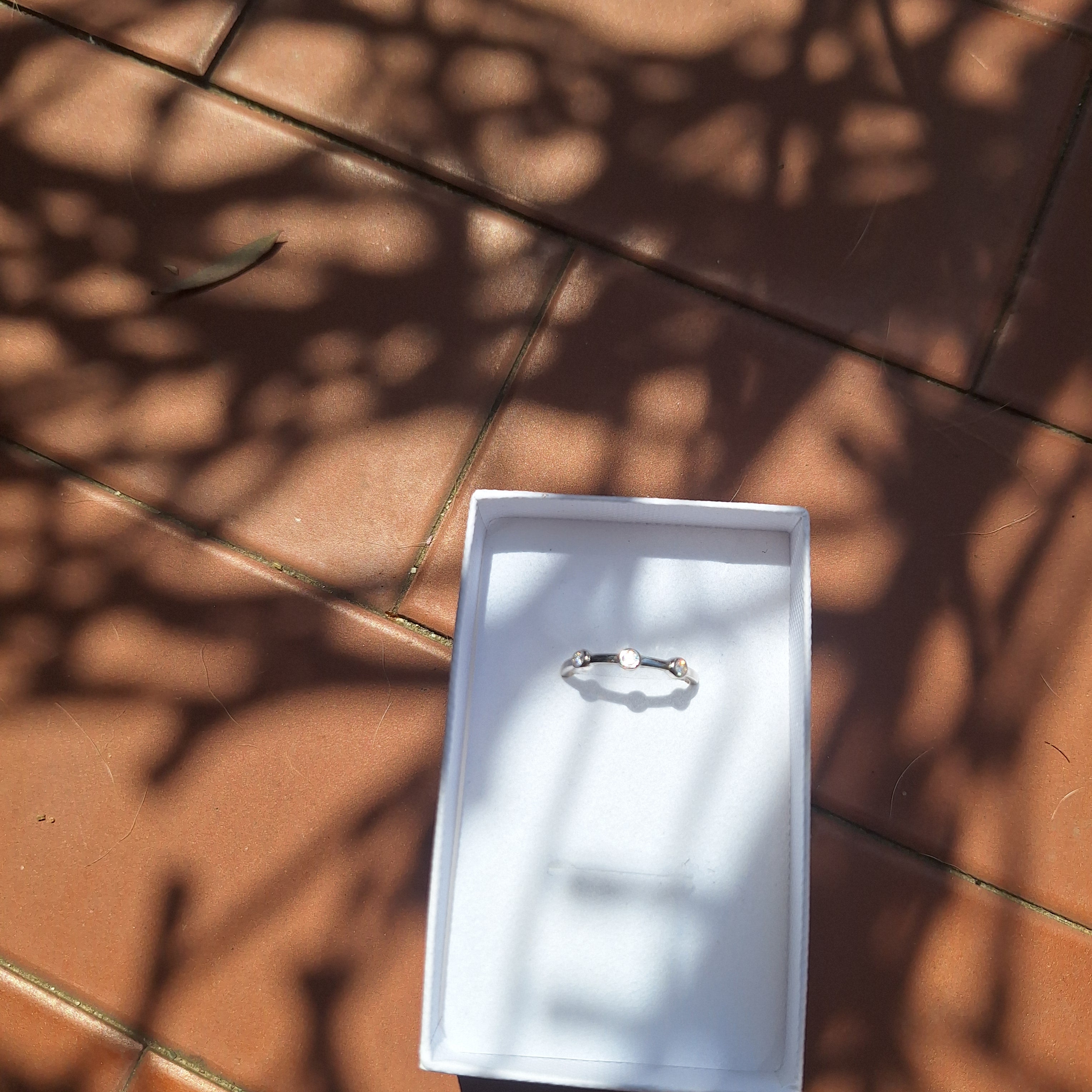 Anello con Zirconi Trasparenti
