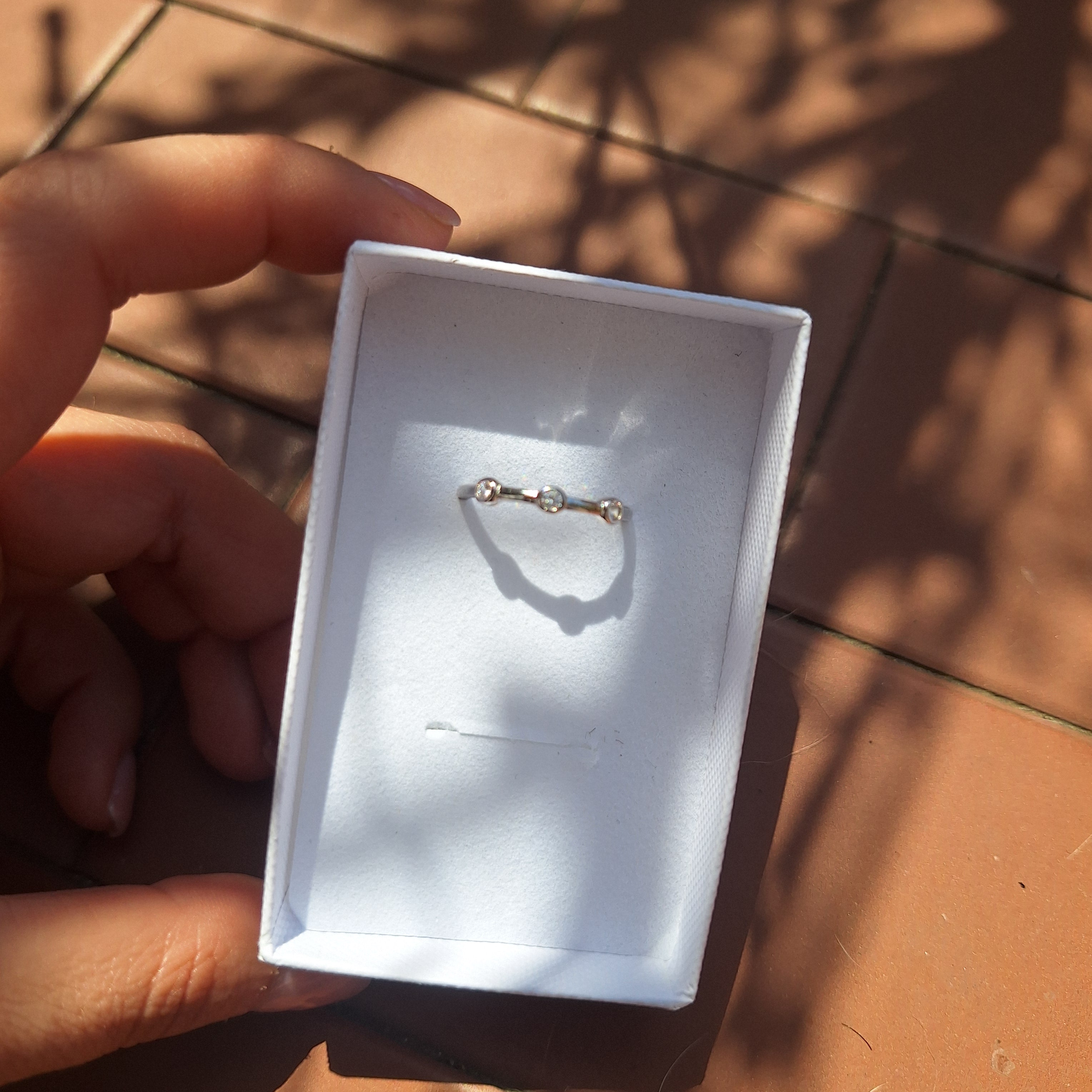 Anello con Zirconi Trasparenti