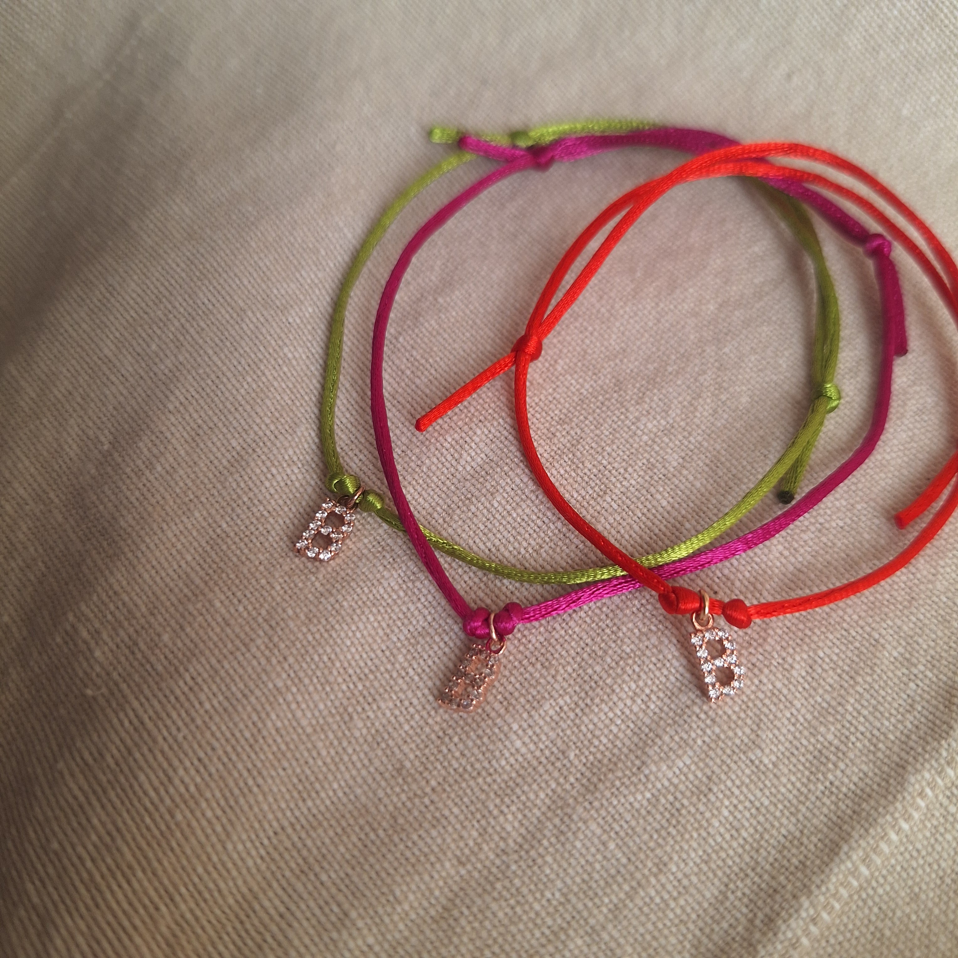 Bracciale letterina - B