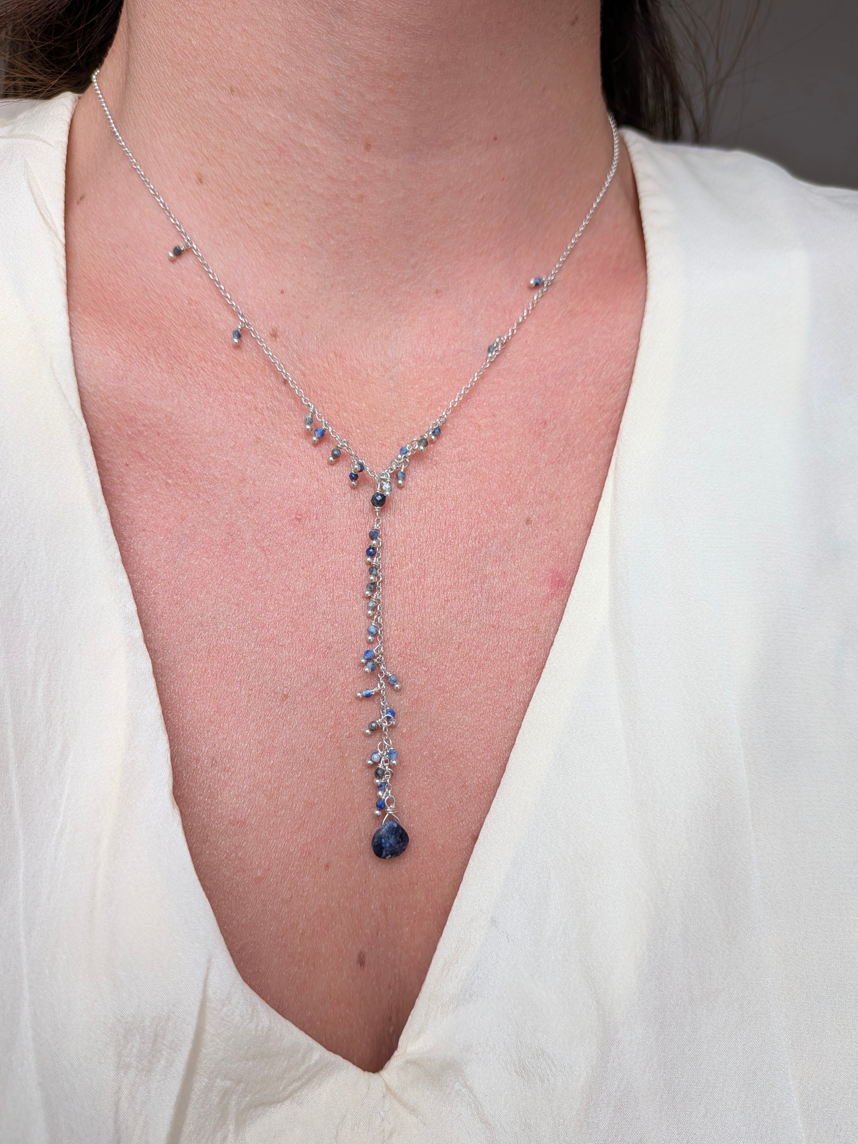 Collana Cascata di Gemme con Ciondolini di Lapislazzuli