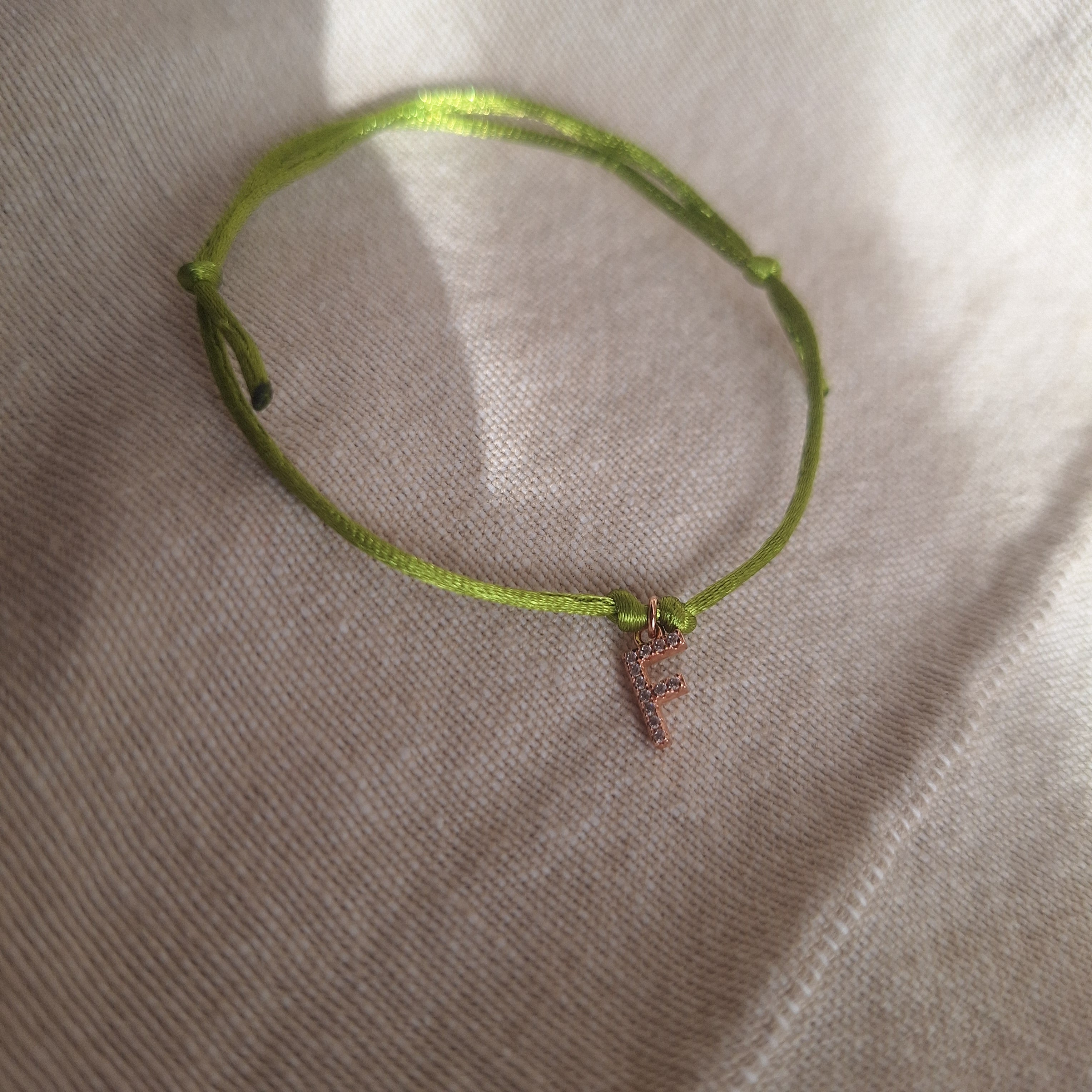 Bracciale letterina - F