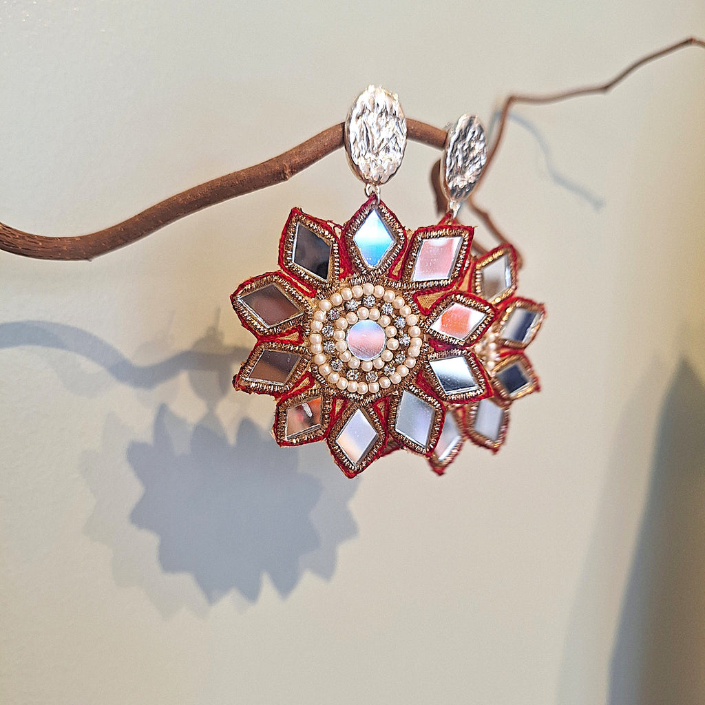 Orecchini Delhi - Fiore rosso pendente