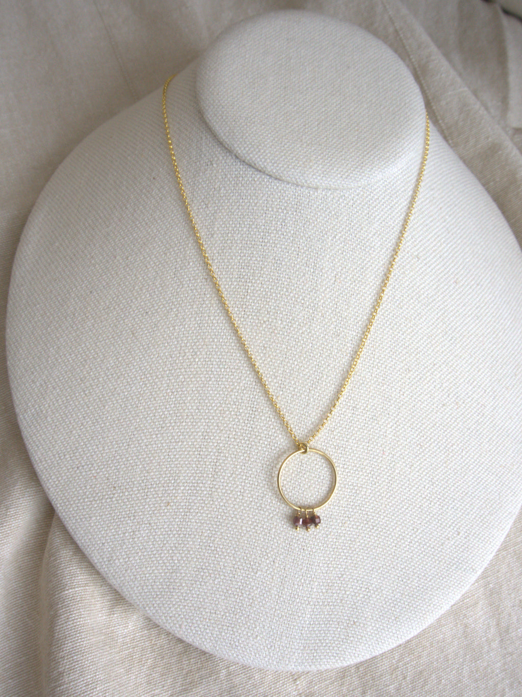 Collana Rivombrosa - granato e argento placcato oro giallo