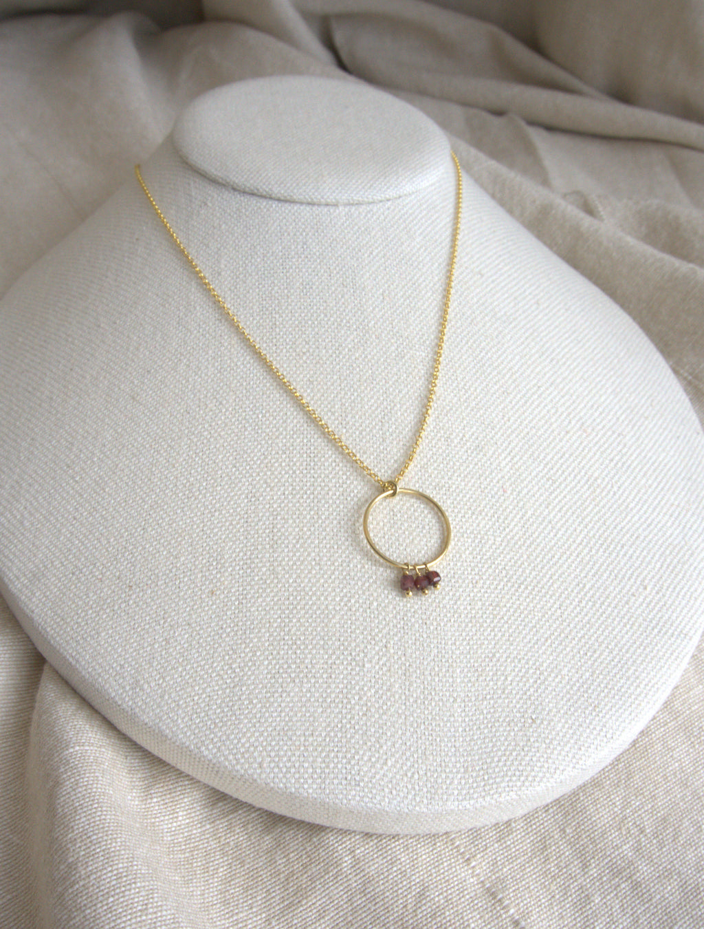 Collana Rivombrosa - granato e argento placcato oro giallo