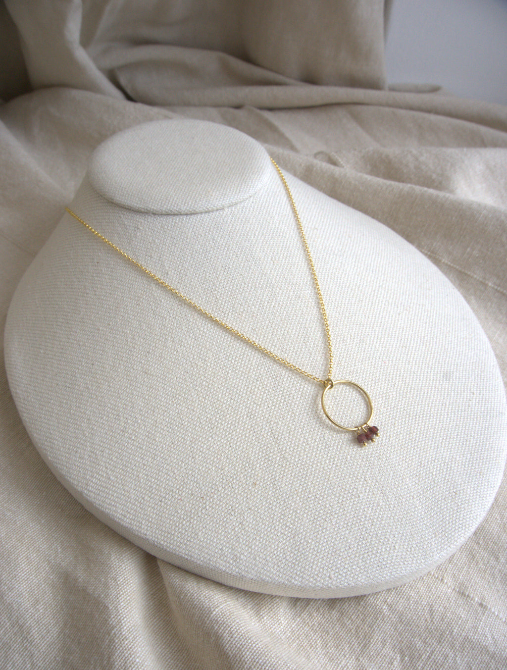 Collana Rivombrosa - granato e argento placcato oro giallo