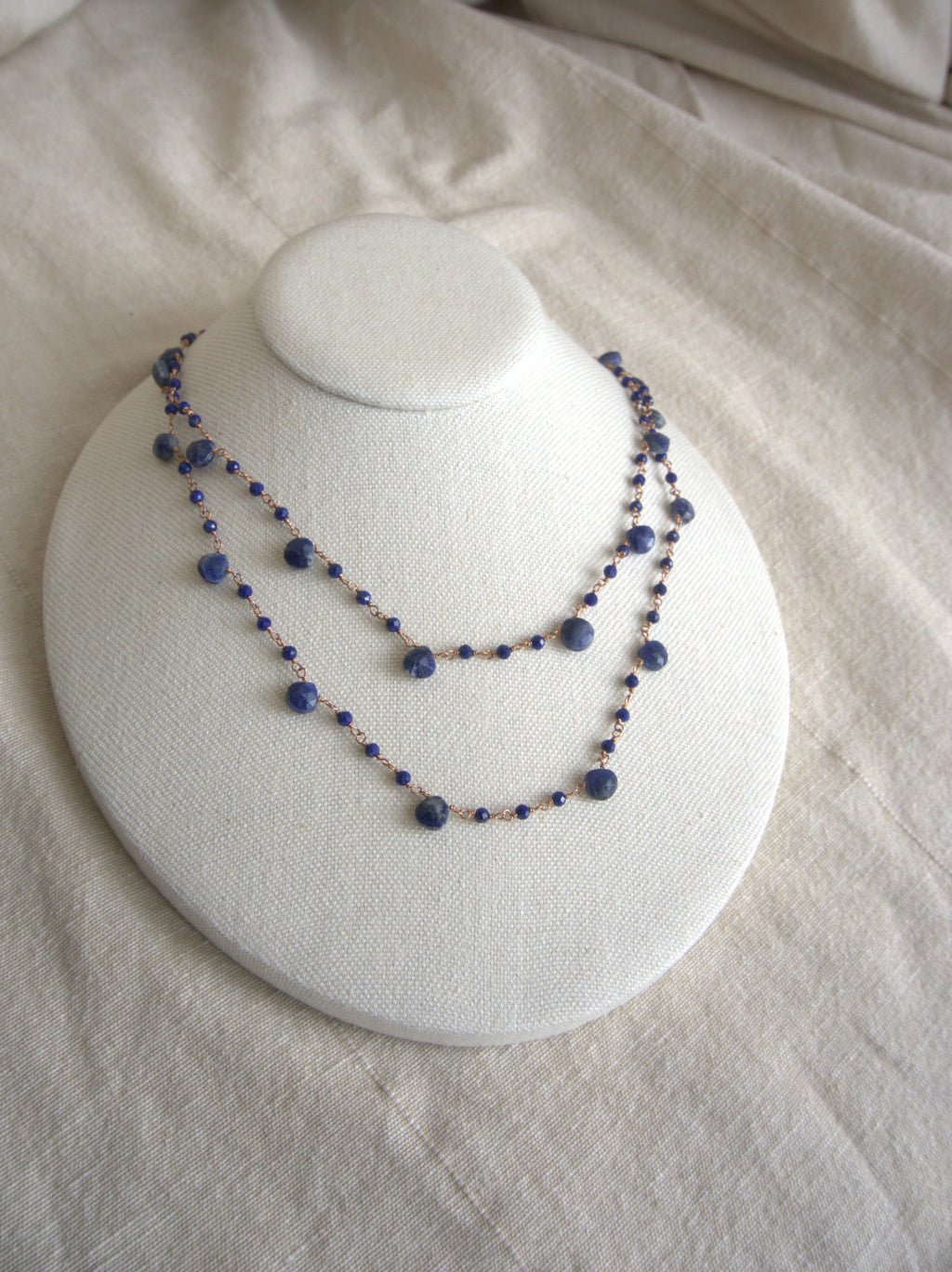 Collana Rosario lunga con pietre a goccia - lapislazzuli