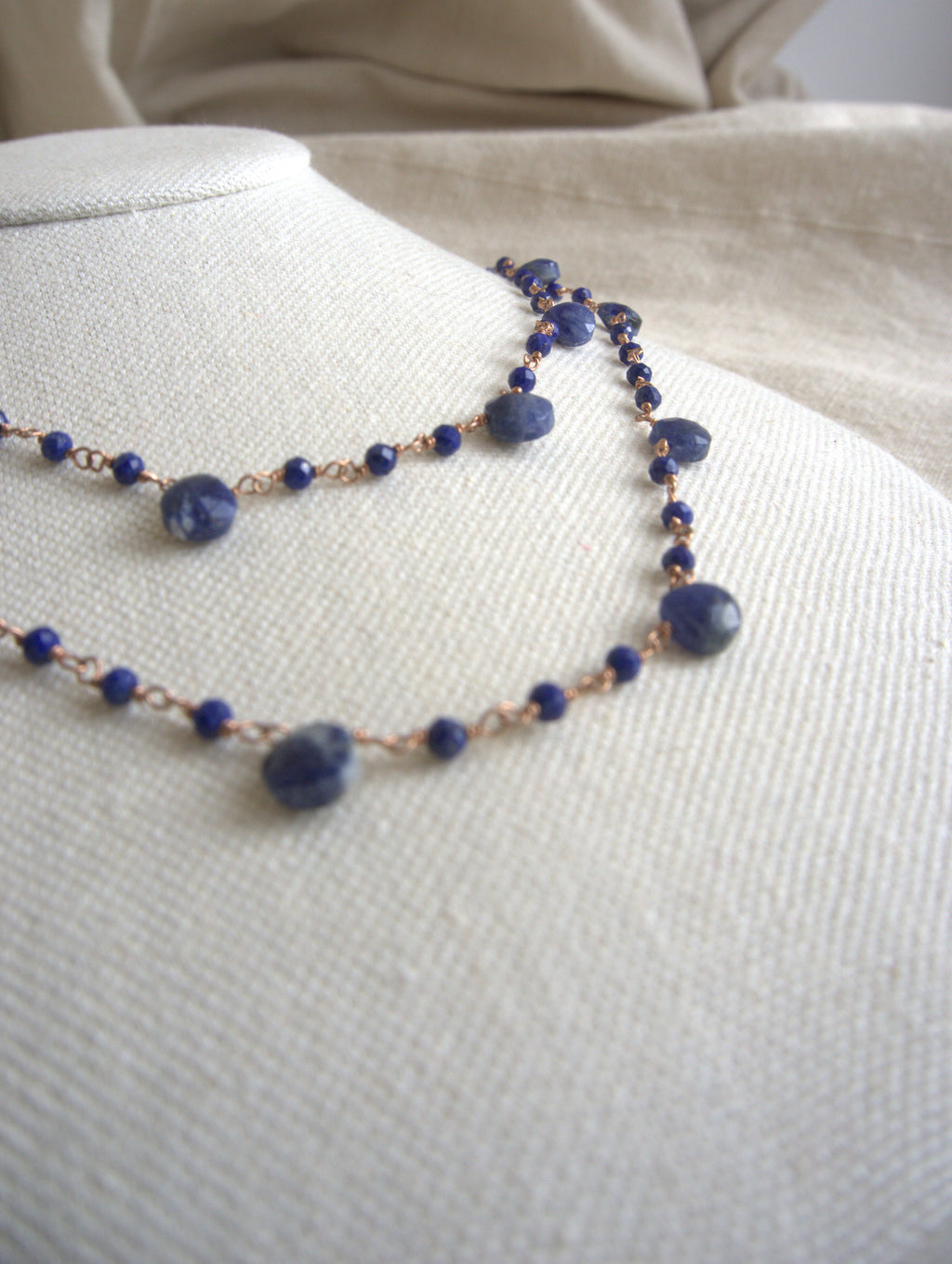 Collana Rosario lunga con pietre a goccia - lapislazzuli