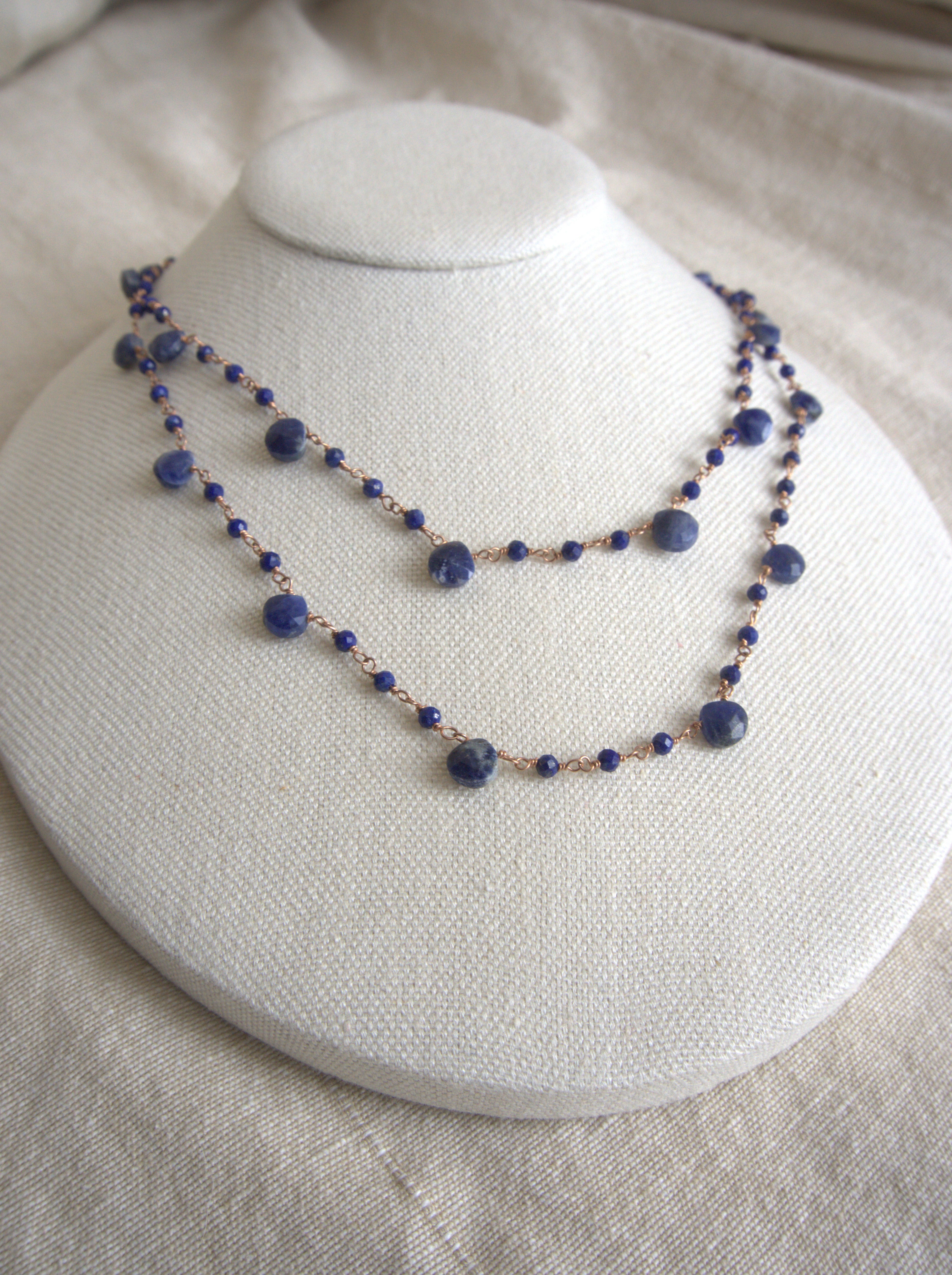 Collana Rosario lunga con pietre a goccia - lapislazzuli