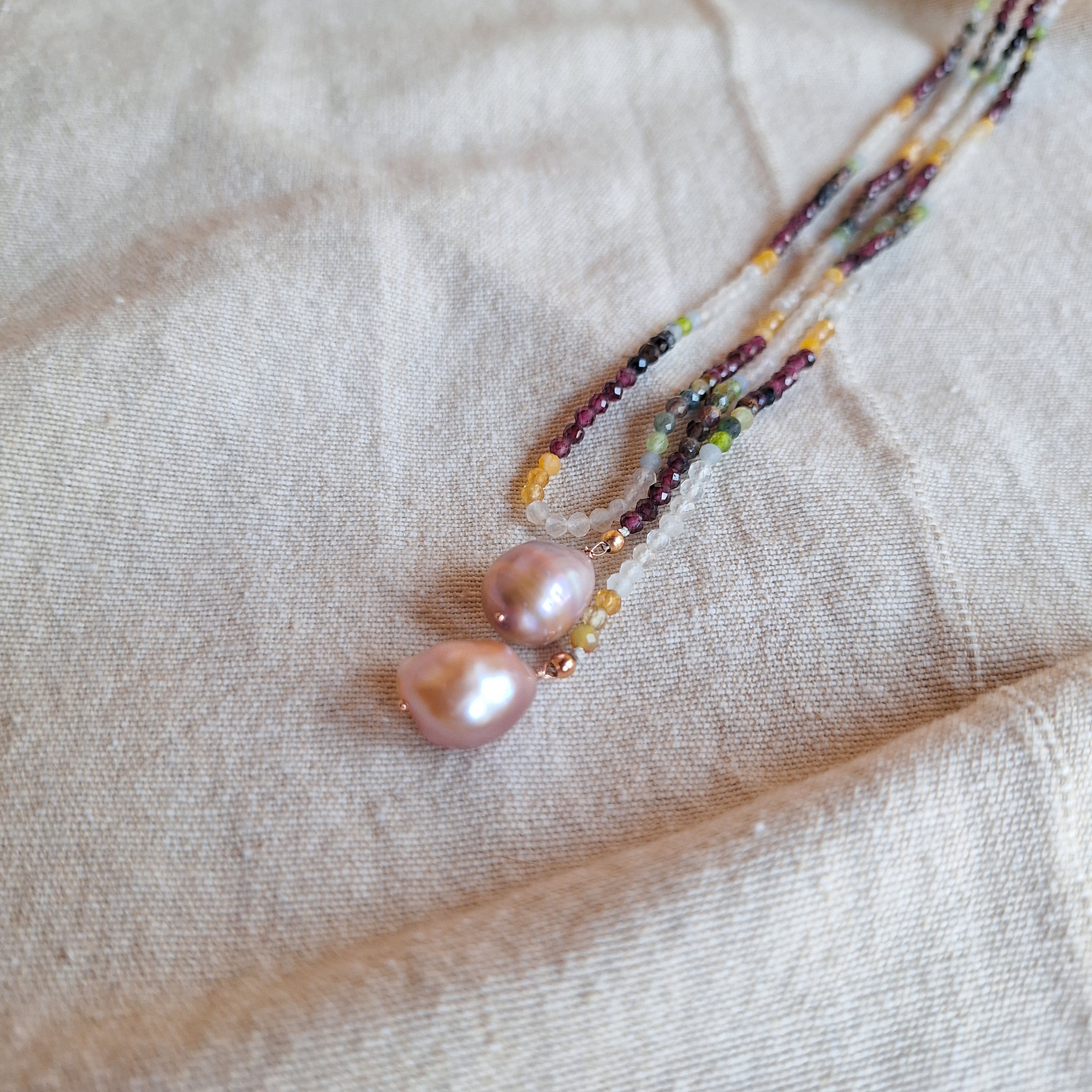 Le Caravattine - Multicolor con Perle Rosa versione 2
