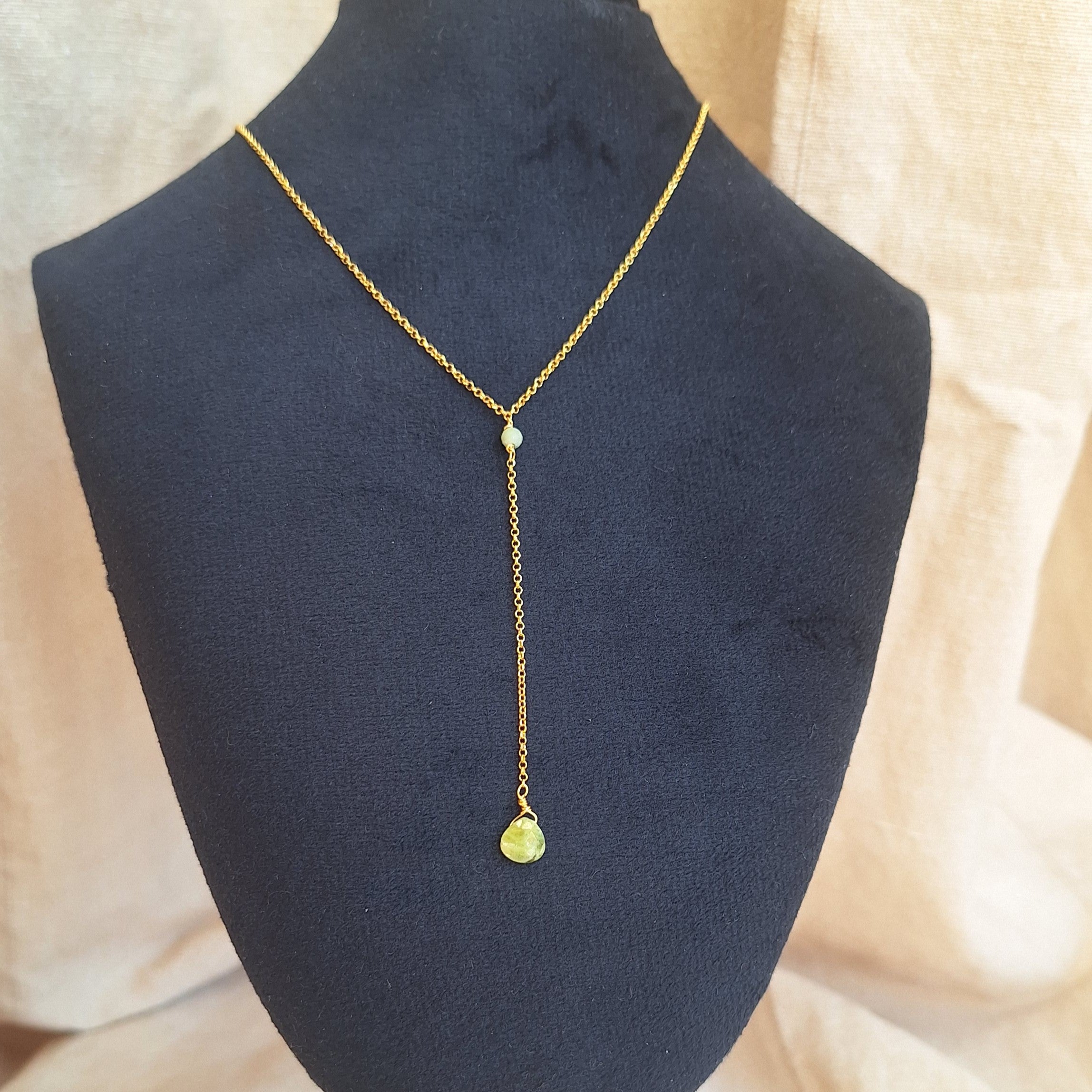 Collana Cascata di Gemme con Prenite