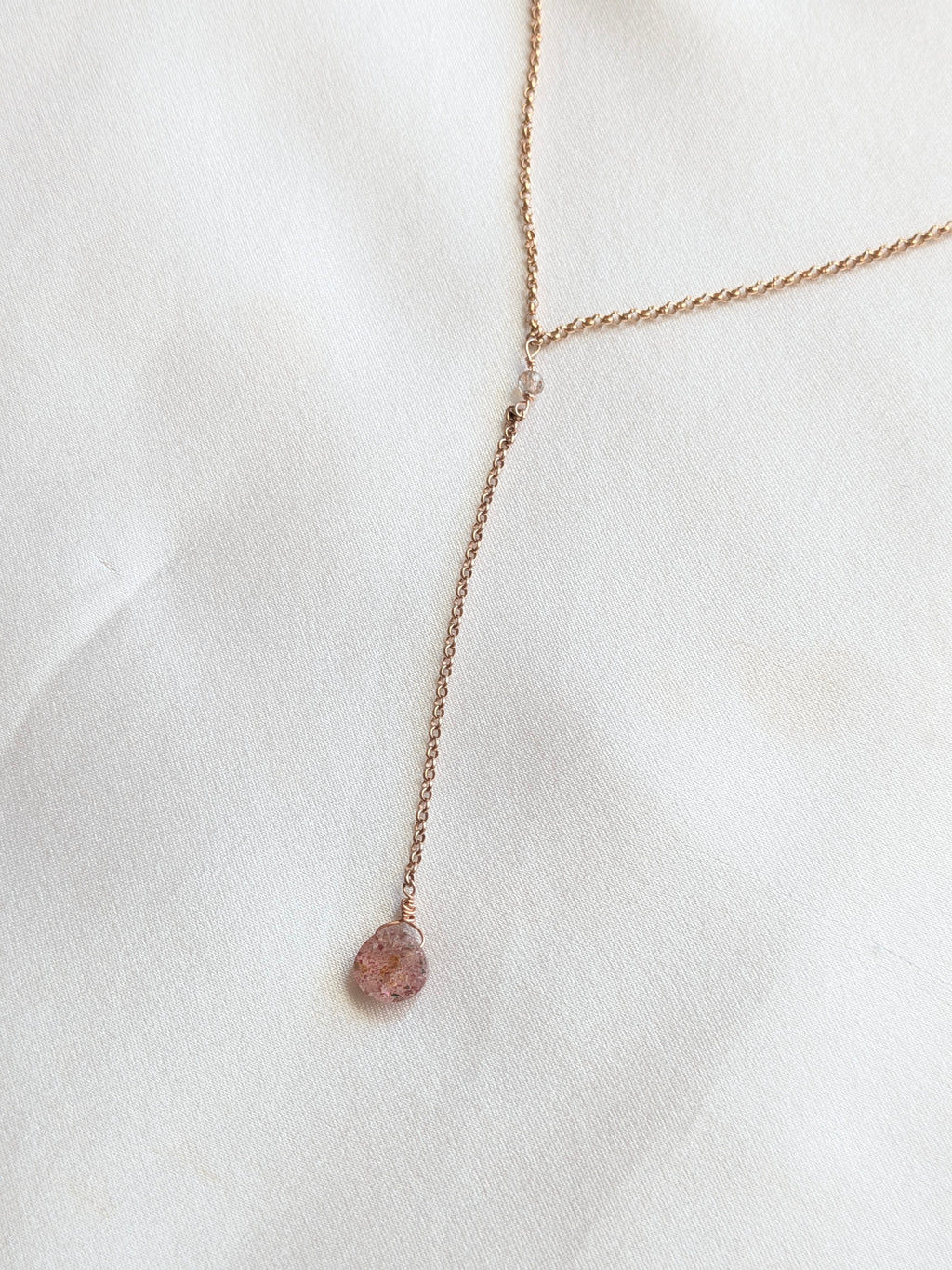 Collana Cascata di Gemme con Quarzo Fragola