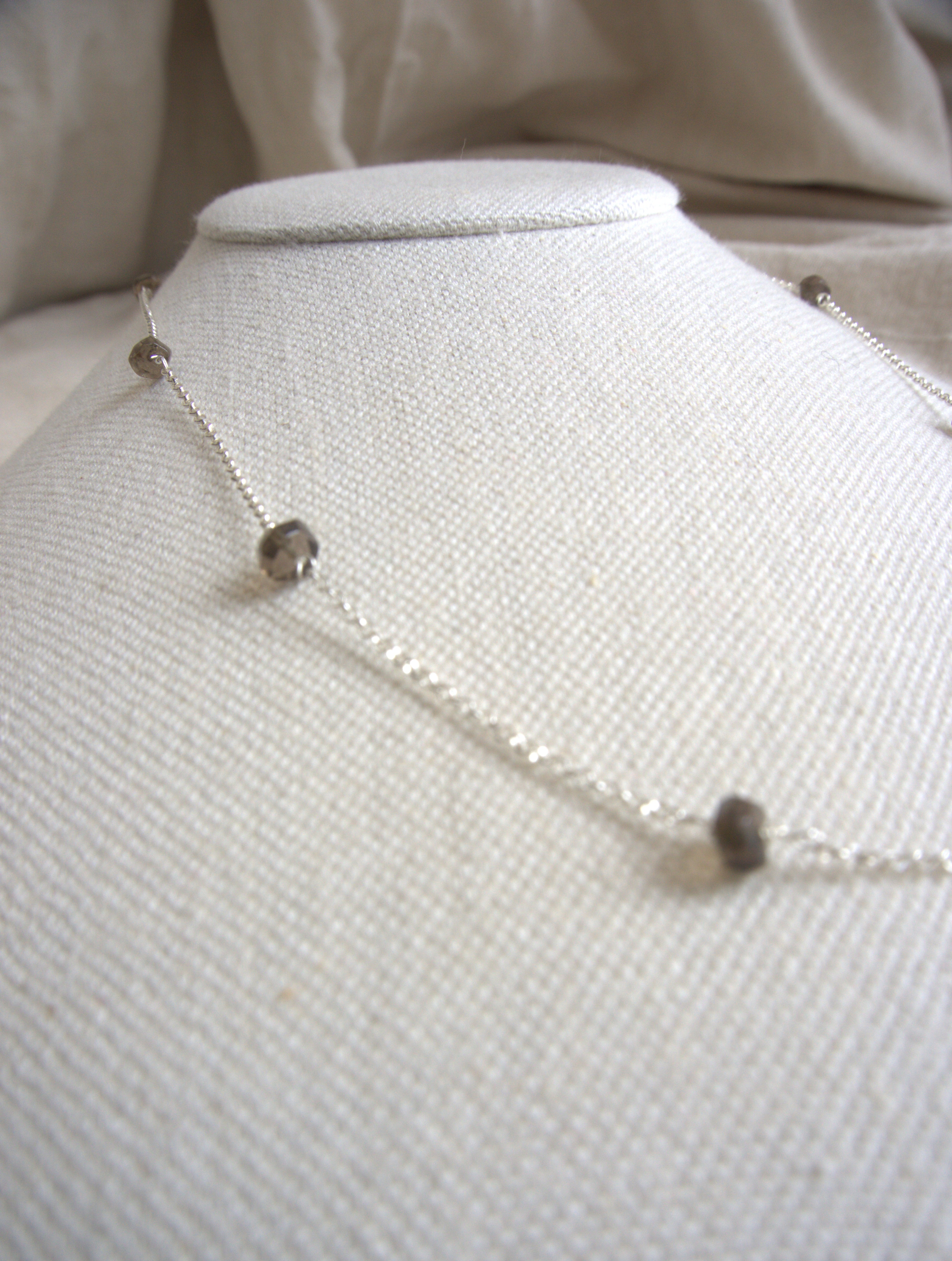 Collana Alternata - quarzo fumè e argento bianco