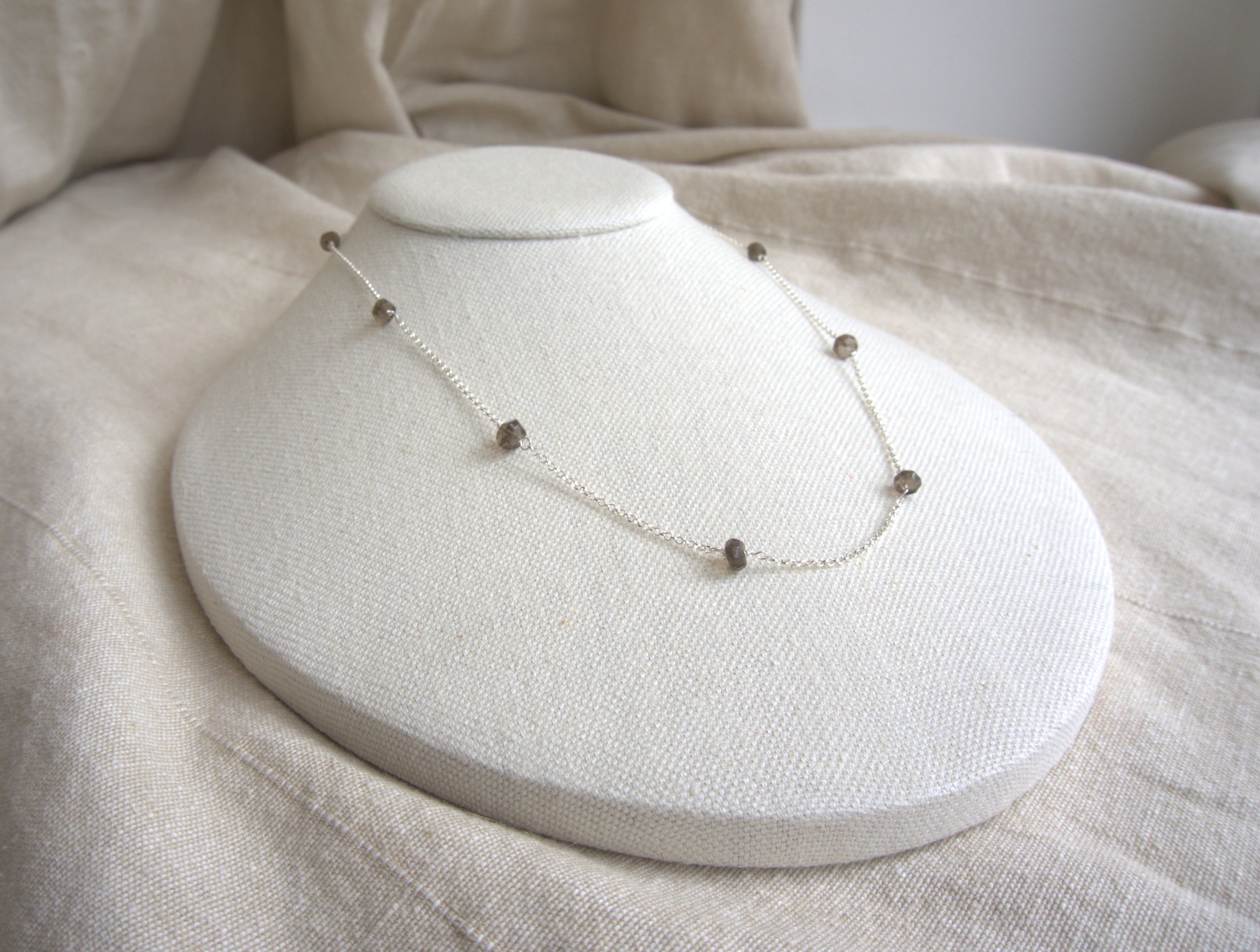 Collana Alternata - quarzo fumè e argento bianco