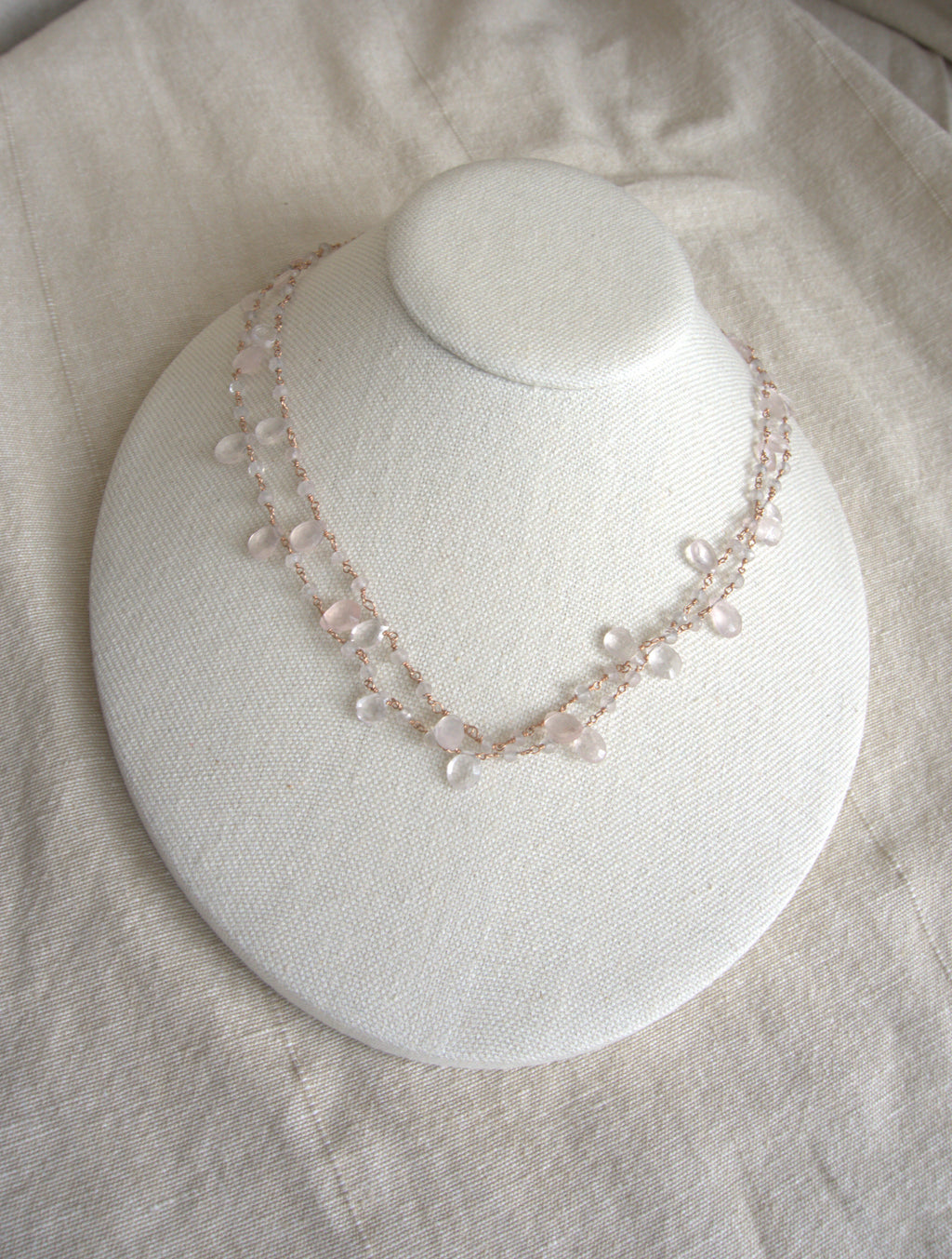 Collana Rosario lunga con pietre a goccia - quarzo rosa