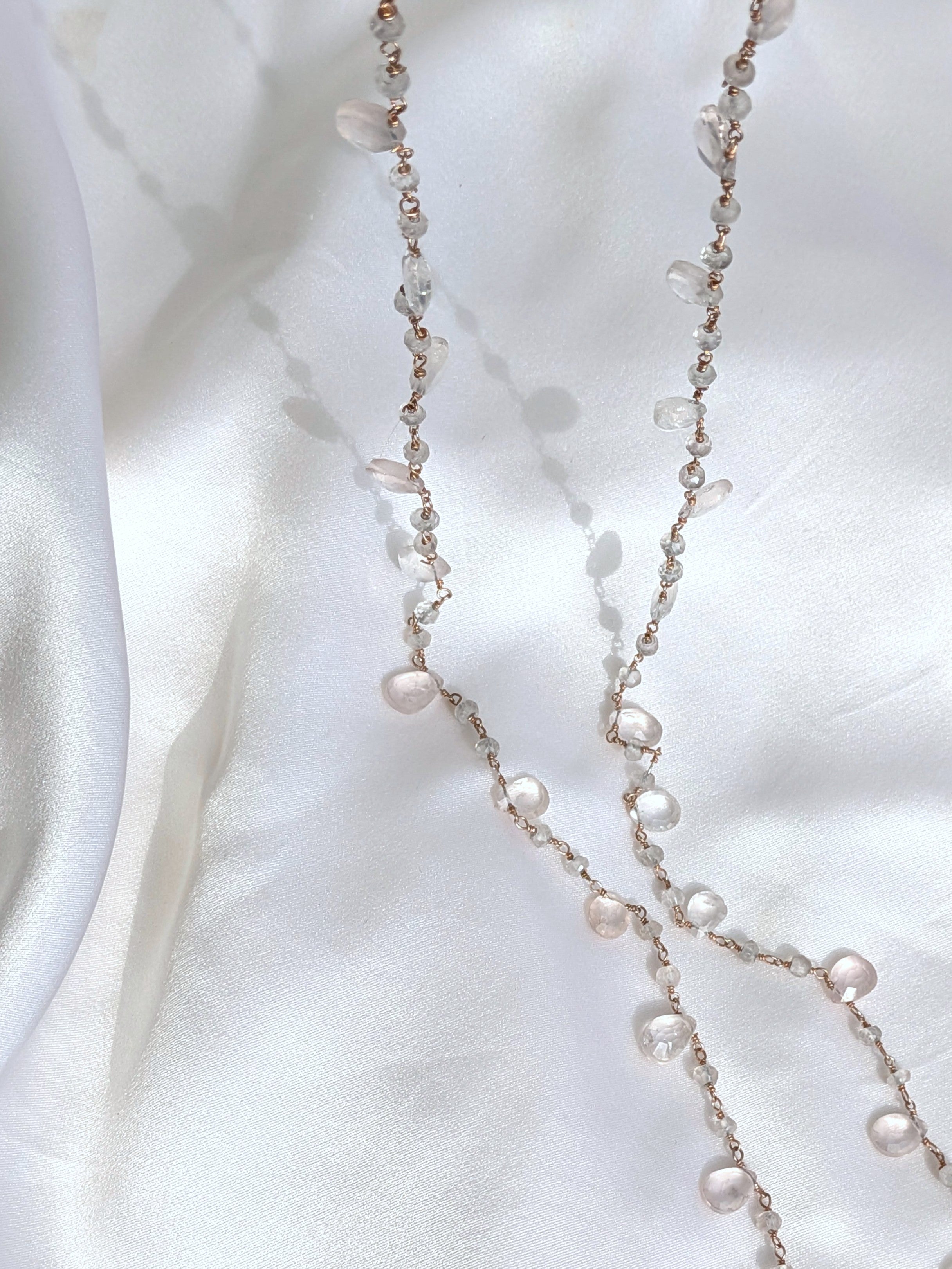 Collana Rosario lunga con pietre a goccia - quarzo rosa